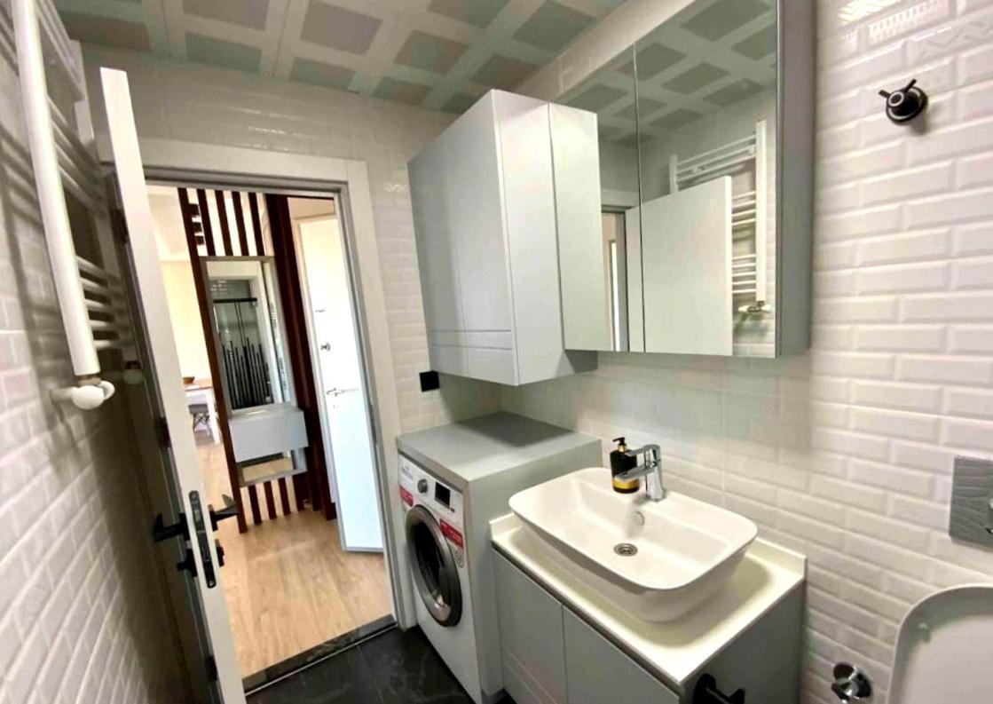 Vera Suites *