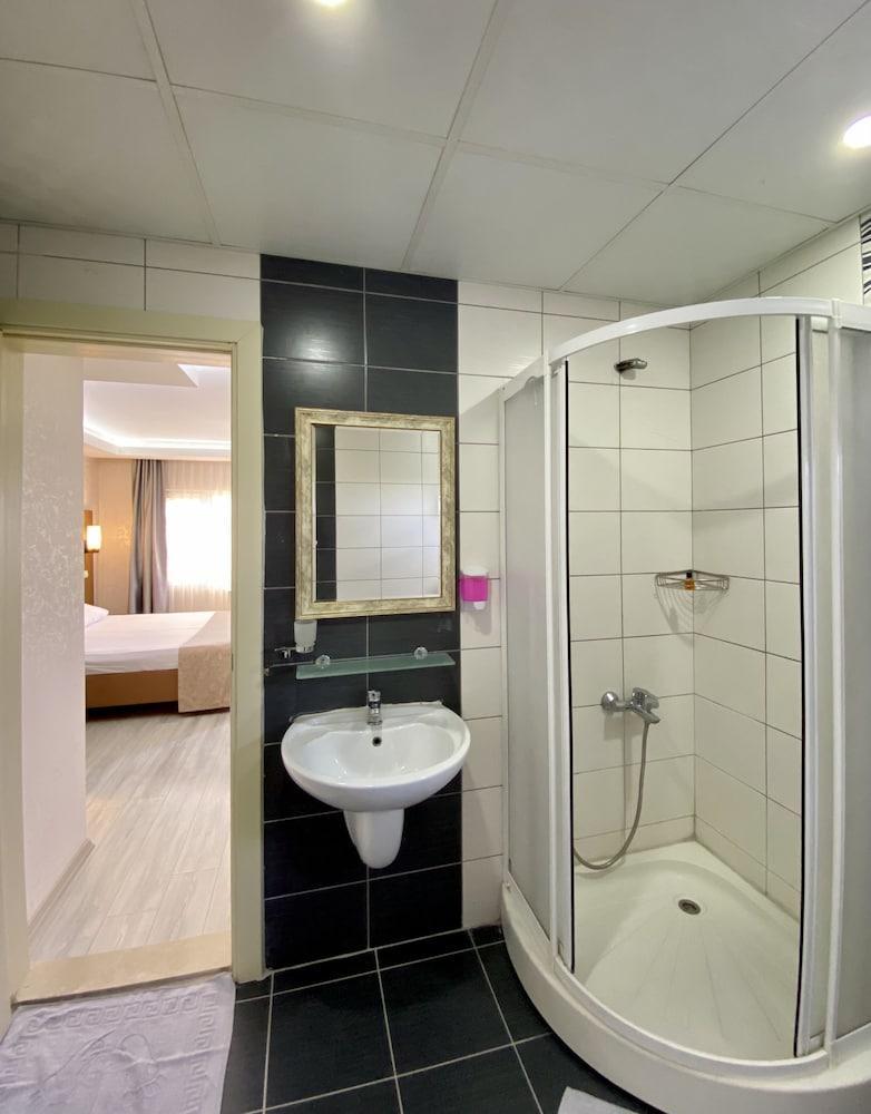 Akcahan Hotel 4*
