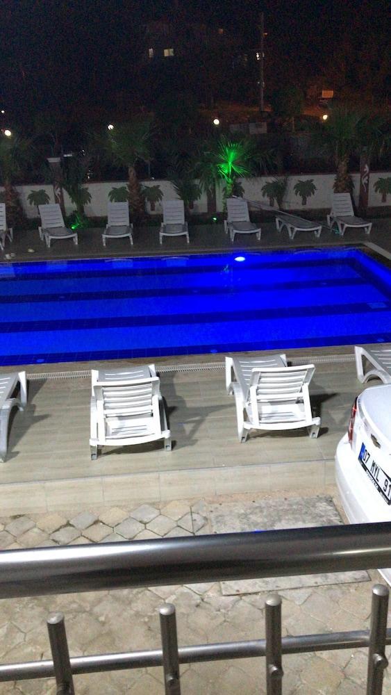 Elitpark Residance Hotel 2*