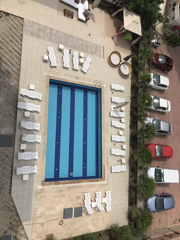 Elitpark Residance Hotel 2*