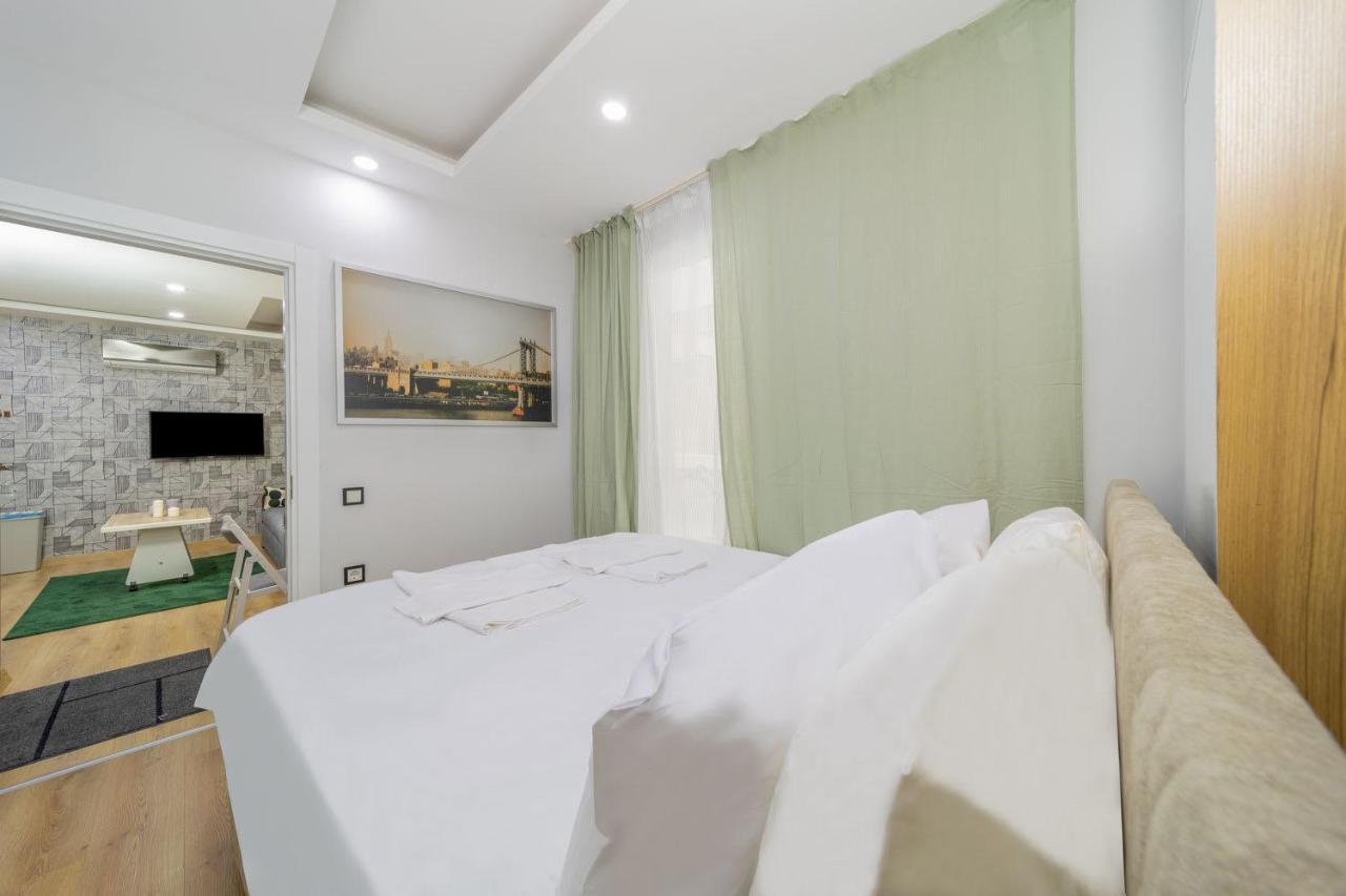 Apartment Modern And Cozy With Central Location And Balcony In Muratpasa,