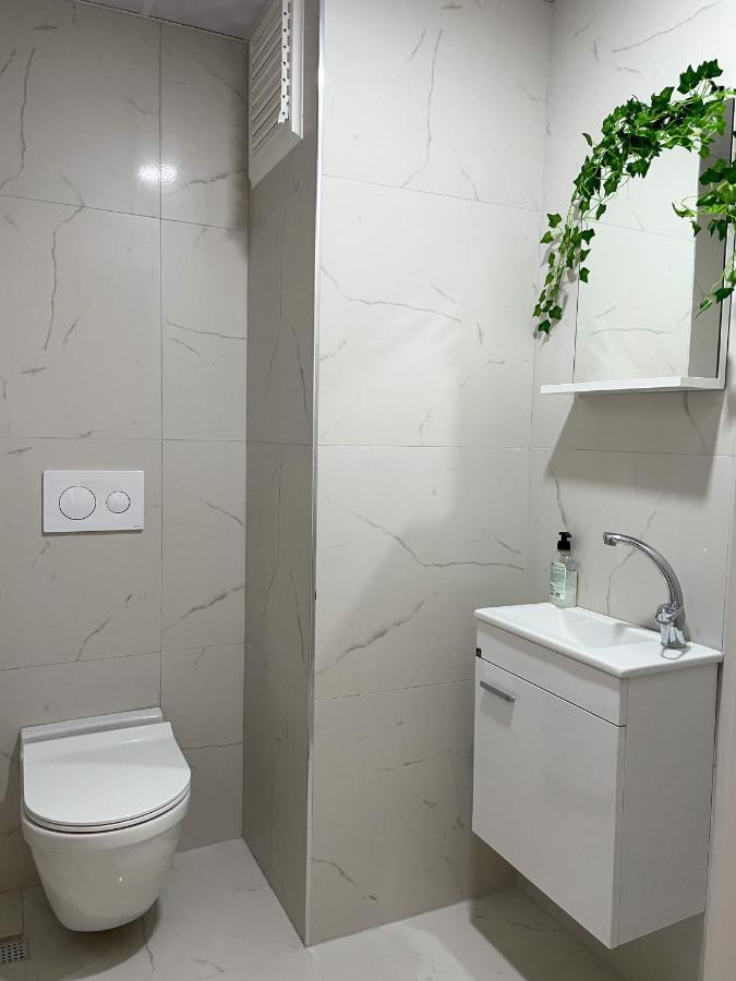 Central Location , Modern Family , Near Sea Apartment *