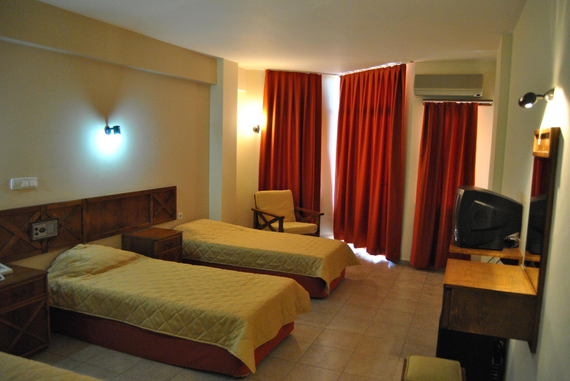 Benna Hotel 2*