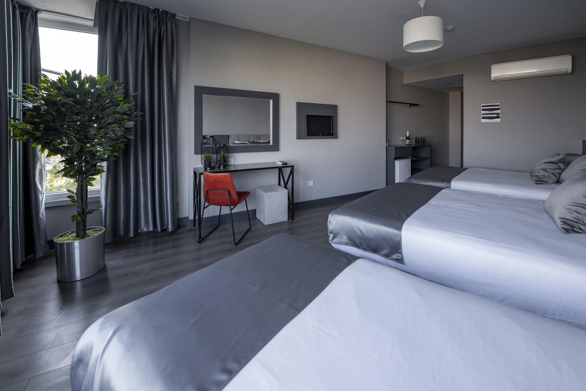 Tourist Hotel