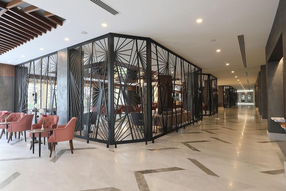 Greenwood Otel 5*