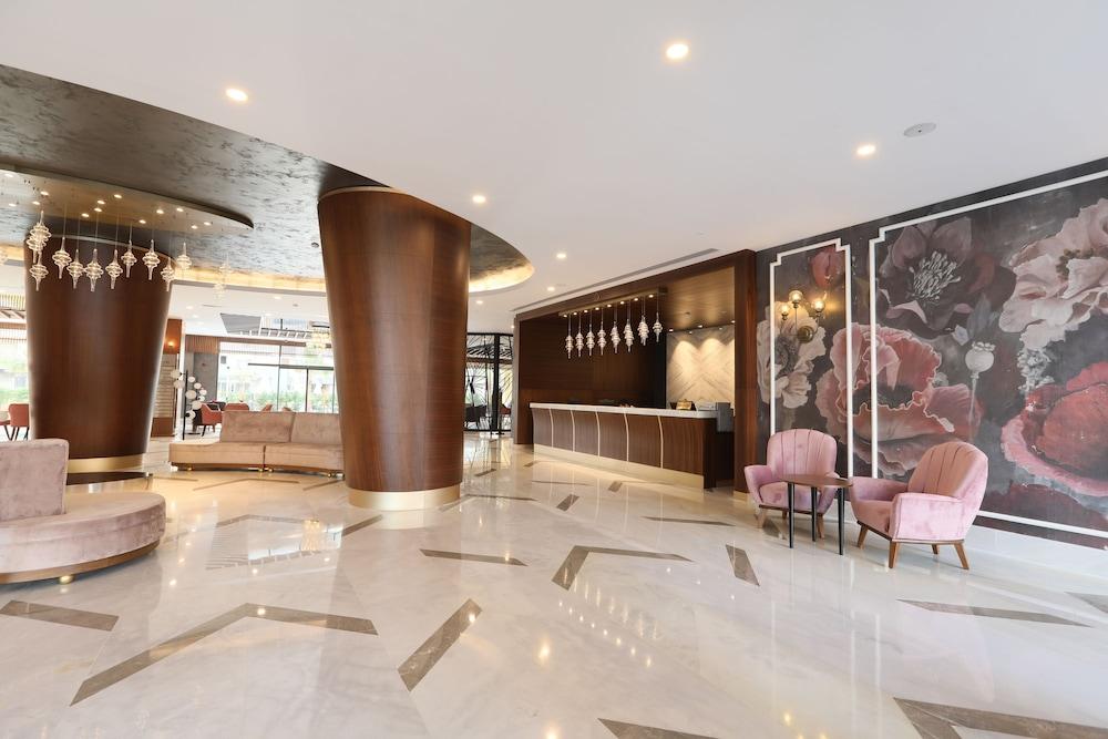 Sherwood Hotel