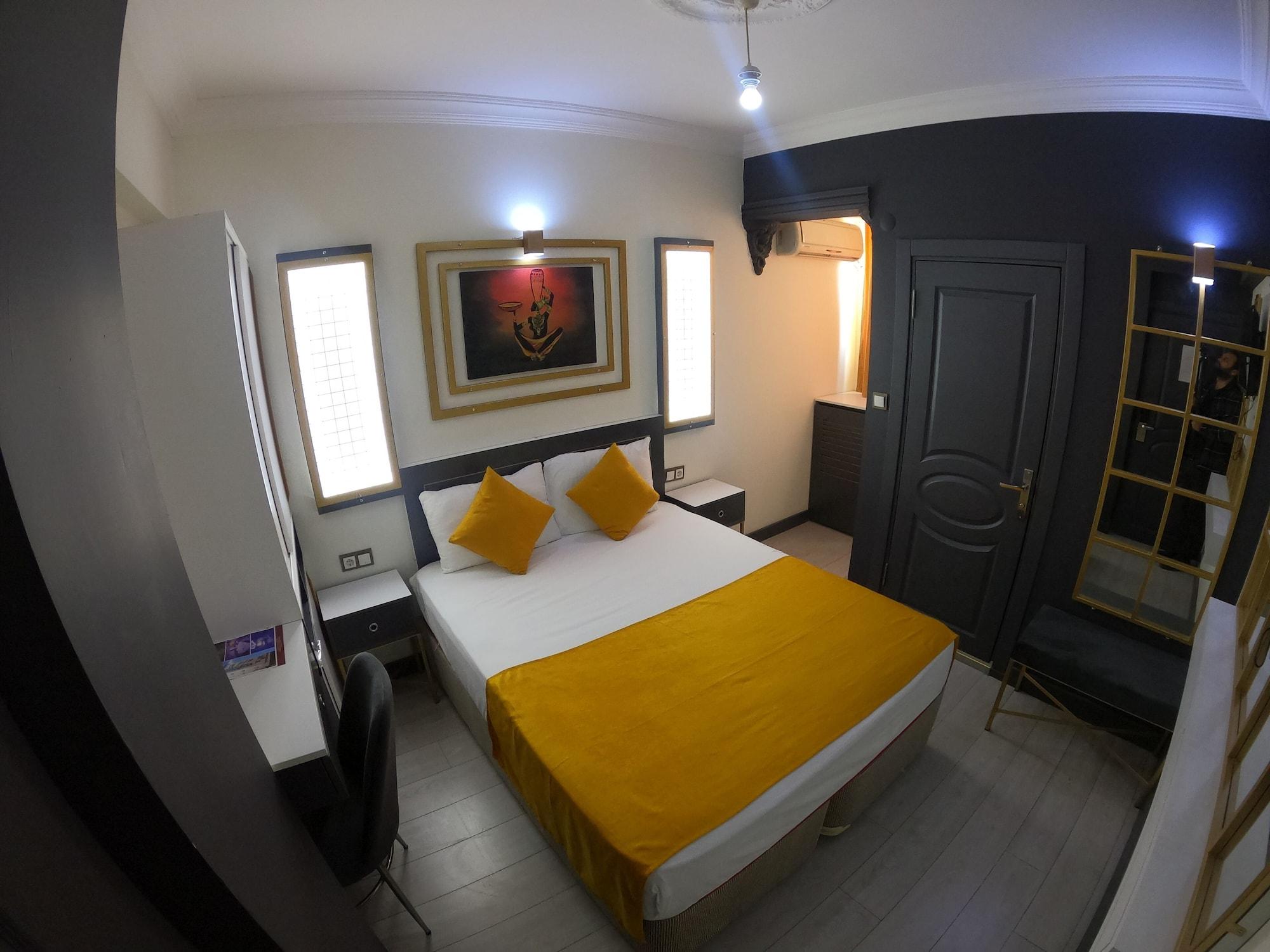 Otel Exporoyal