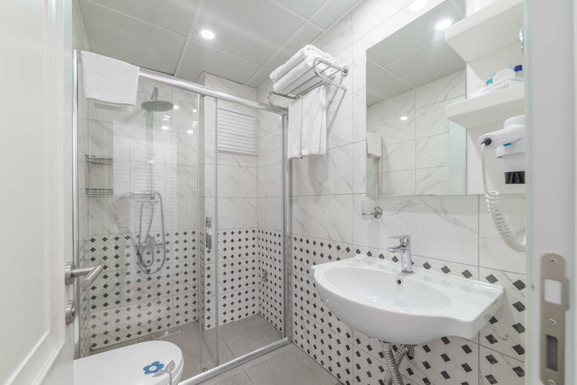 Yazar Lara Hotel 3*