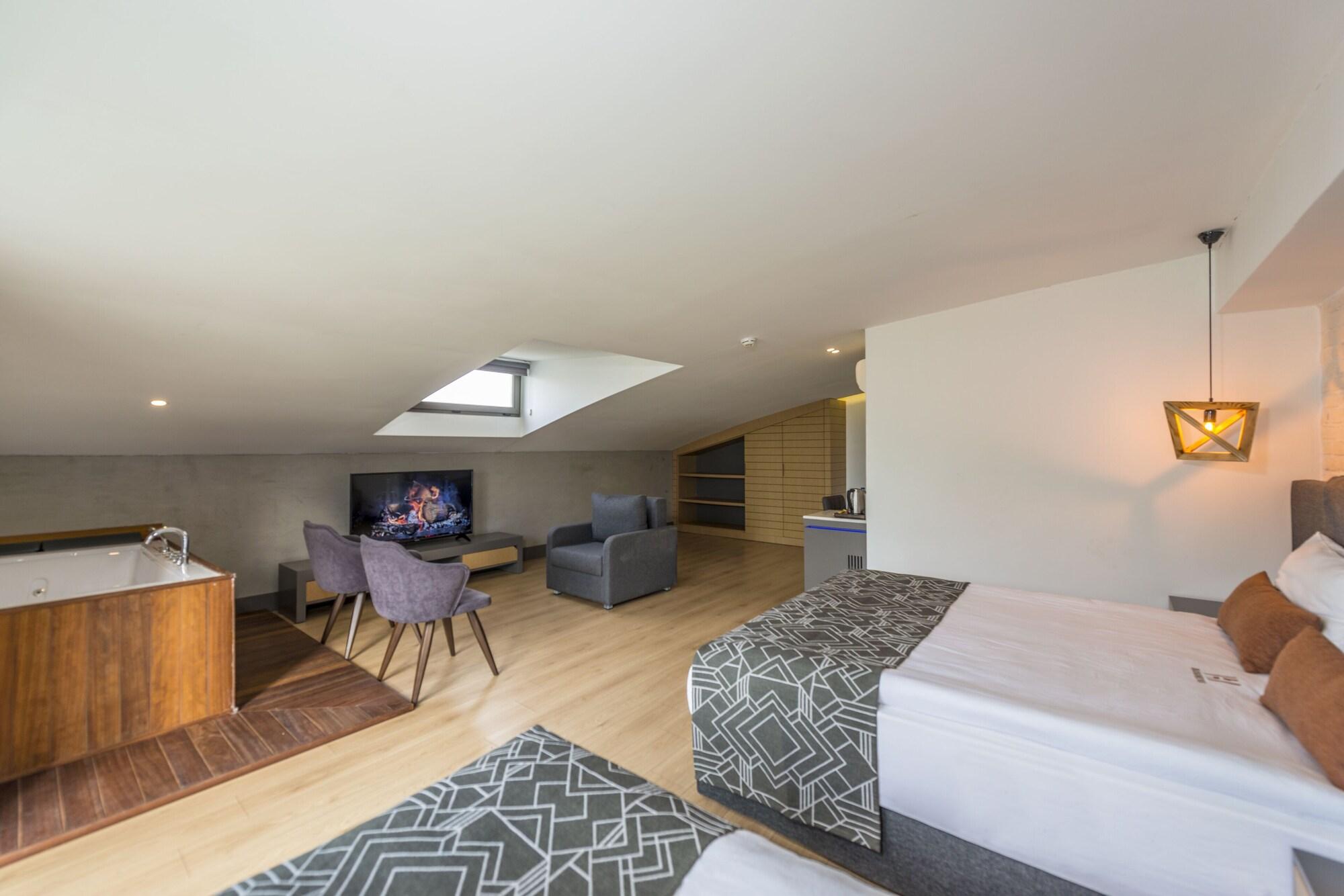 Laren Sea Side Otel 3*