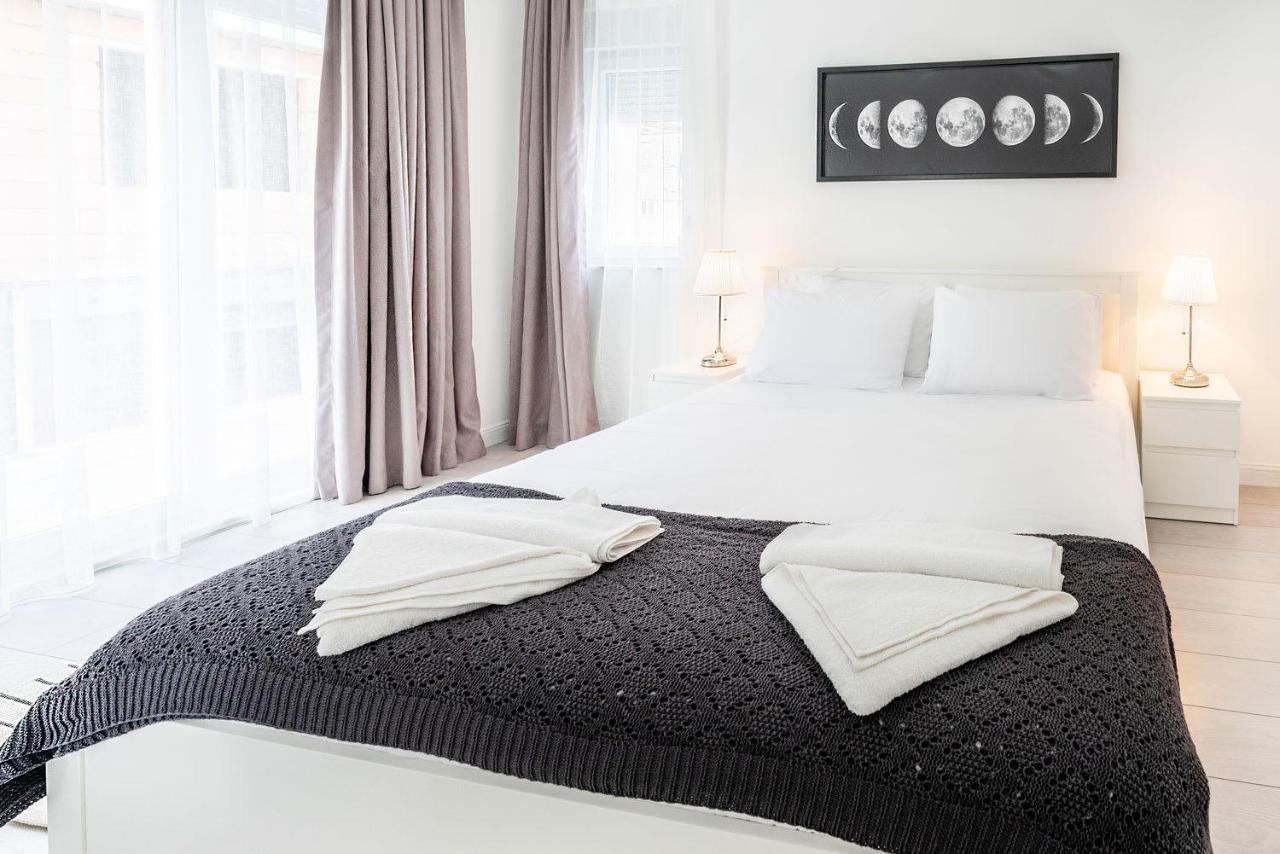 Apartment Missafir Distinguished, Central And Modern Flat With Balcony Near Beach In Muratpasa, Antalya