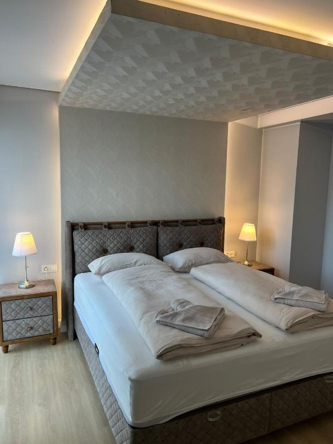 Apartment Lena *