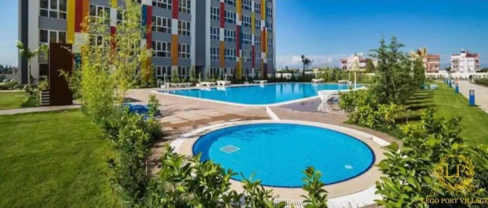 Apartment Close Airport,mall Of Shopping Center,tram Station