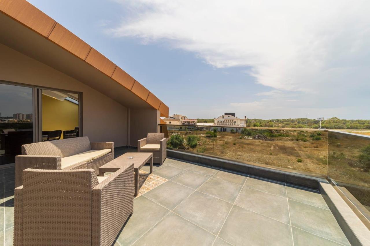 Luxury Villa With Private Pool Close To Lara Beach Villa Antalya