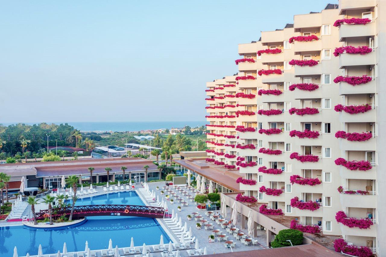 Grand Park Lara 4*