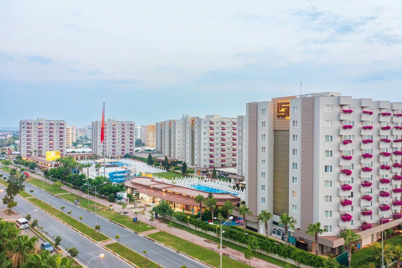Grand Park Lara 4* Antalya