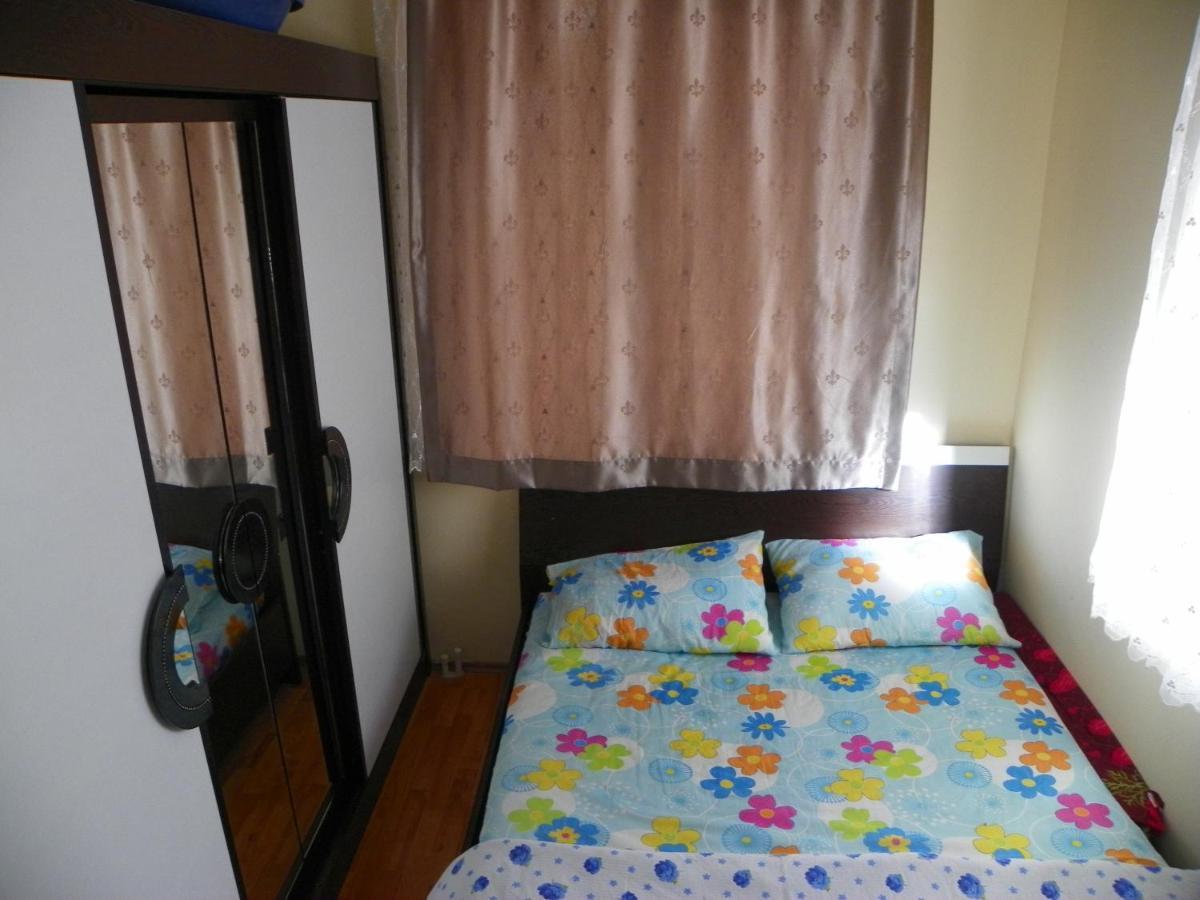 Apartment 4 Persons Flat House - Cheap Homestay Sleeping Place Antalya