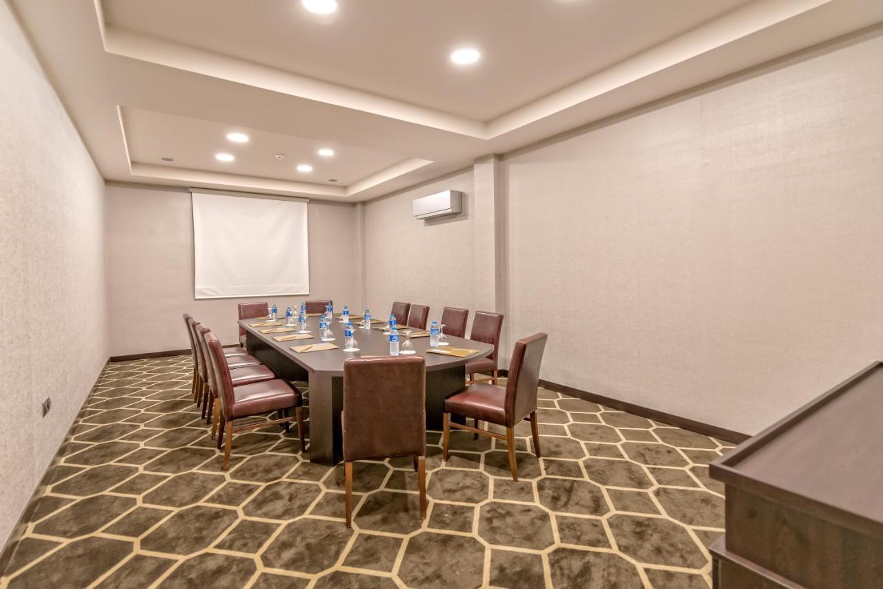 Nashira Otel 4*