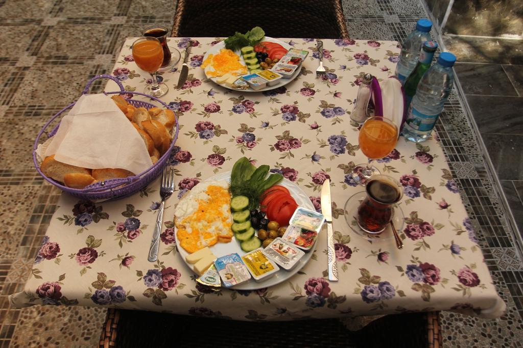 Otel Eliz 2*