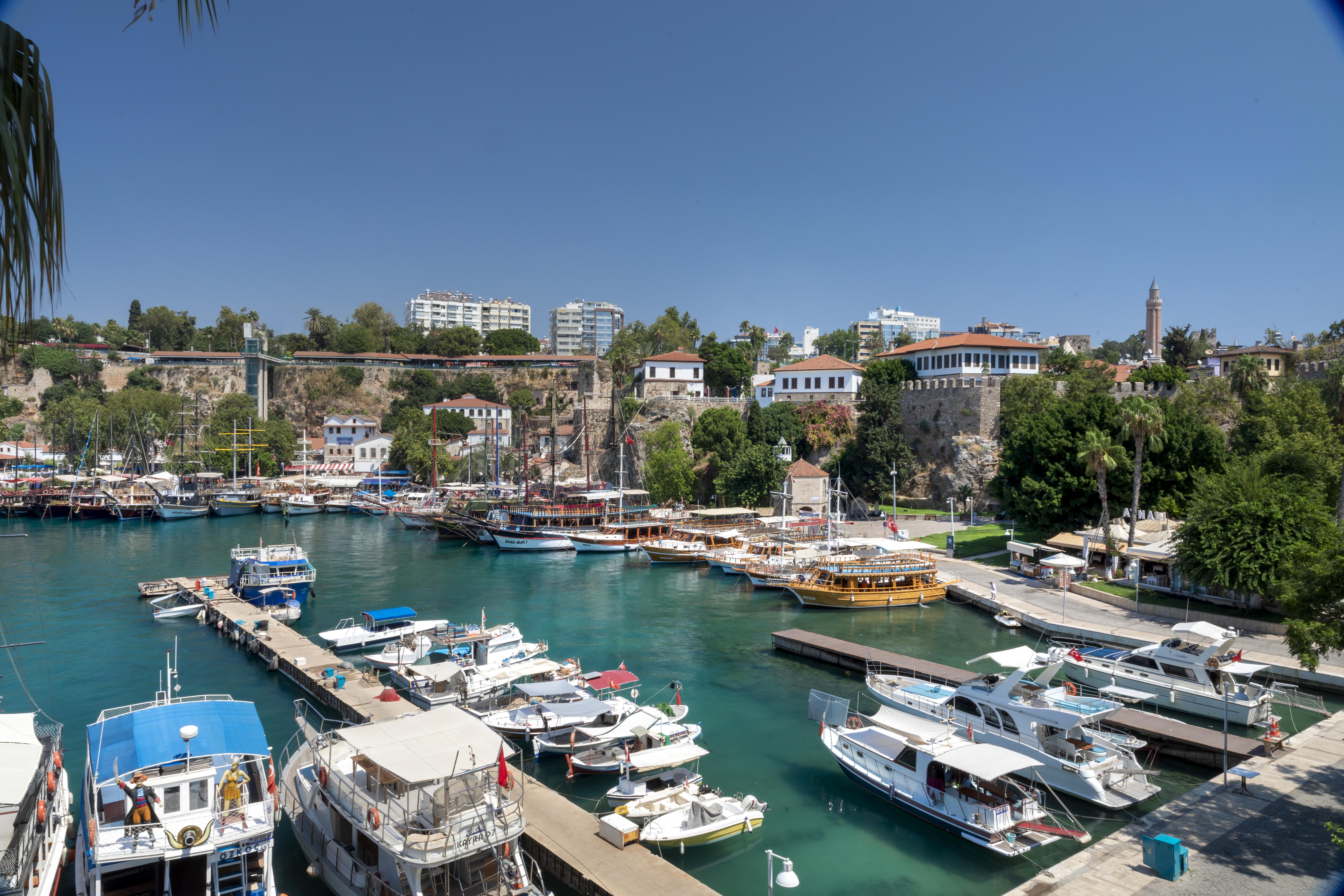 Adalya Port Hotel 4*