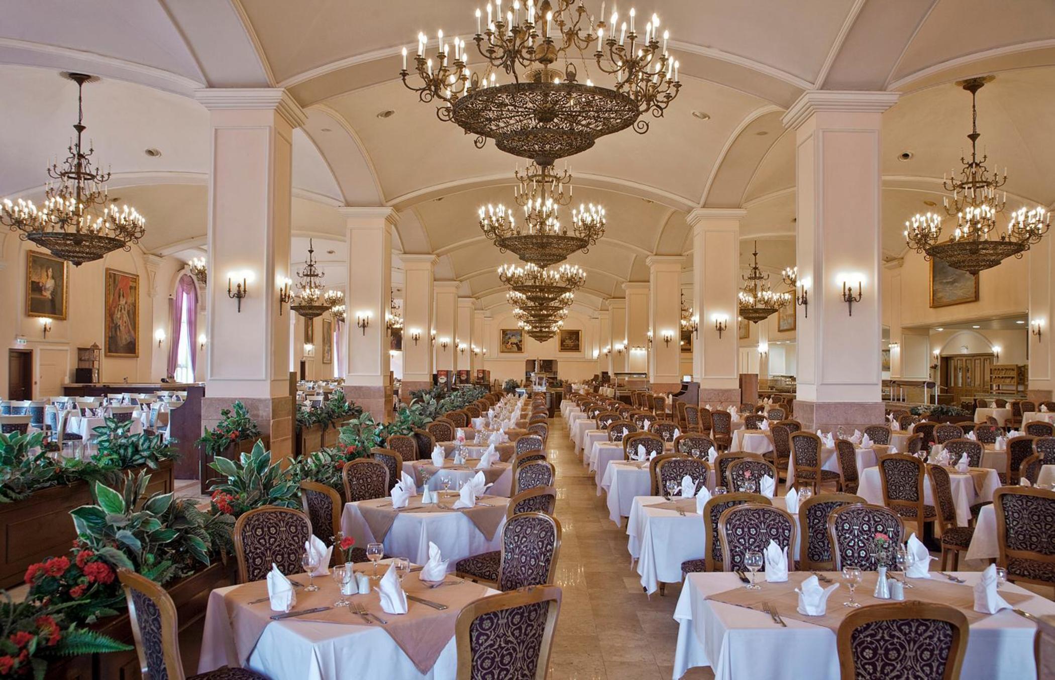 Asteria Kremlin Palace Resort 5*