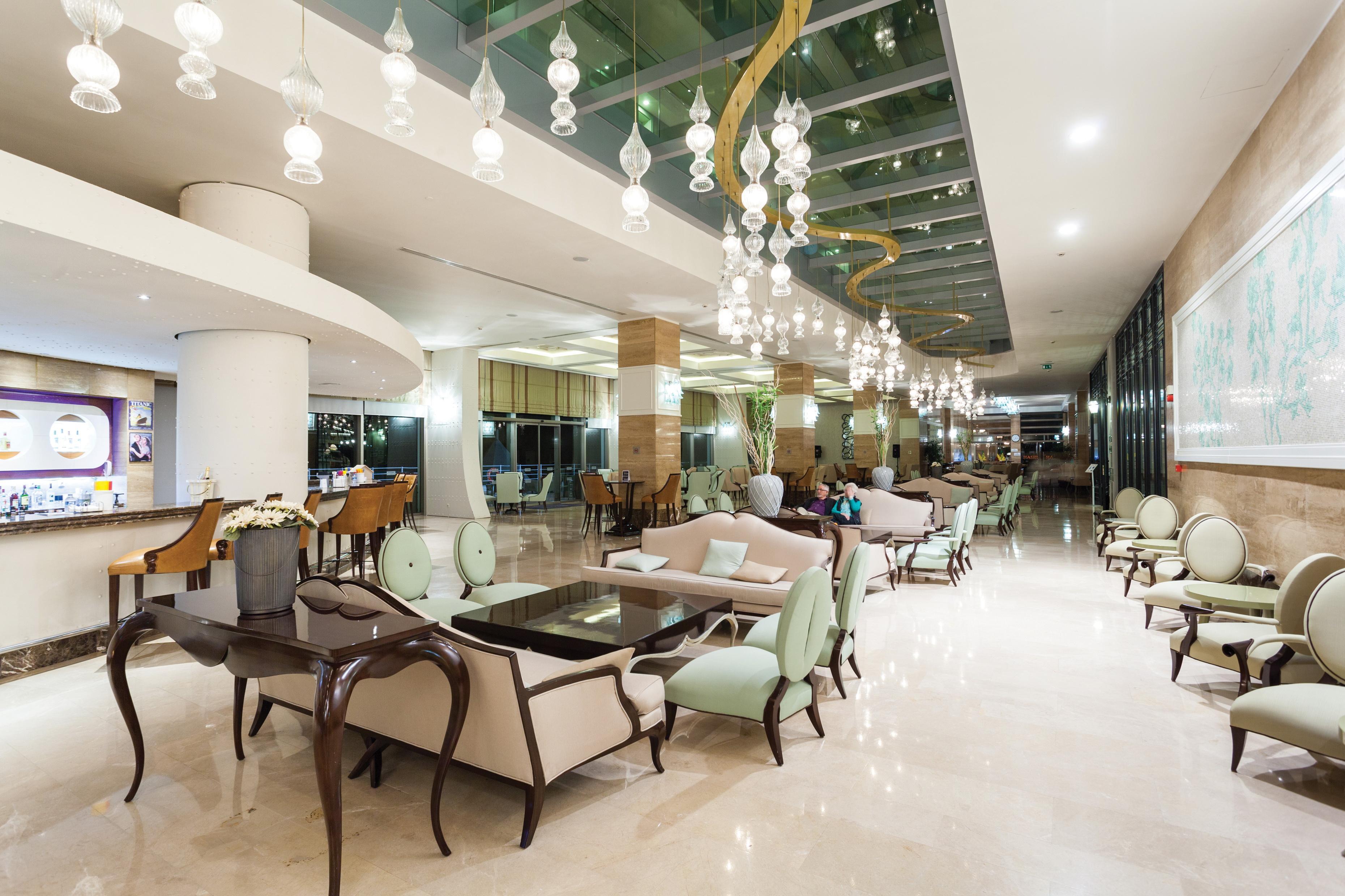 Titanic Lara 5* Antalya