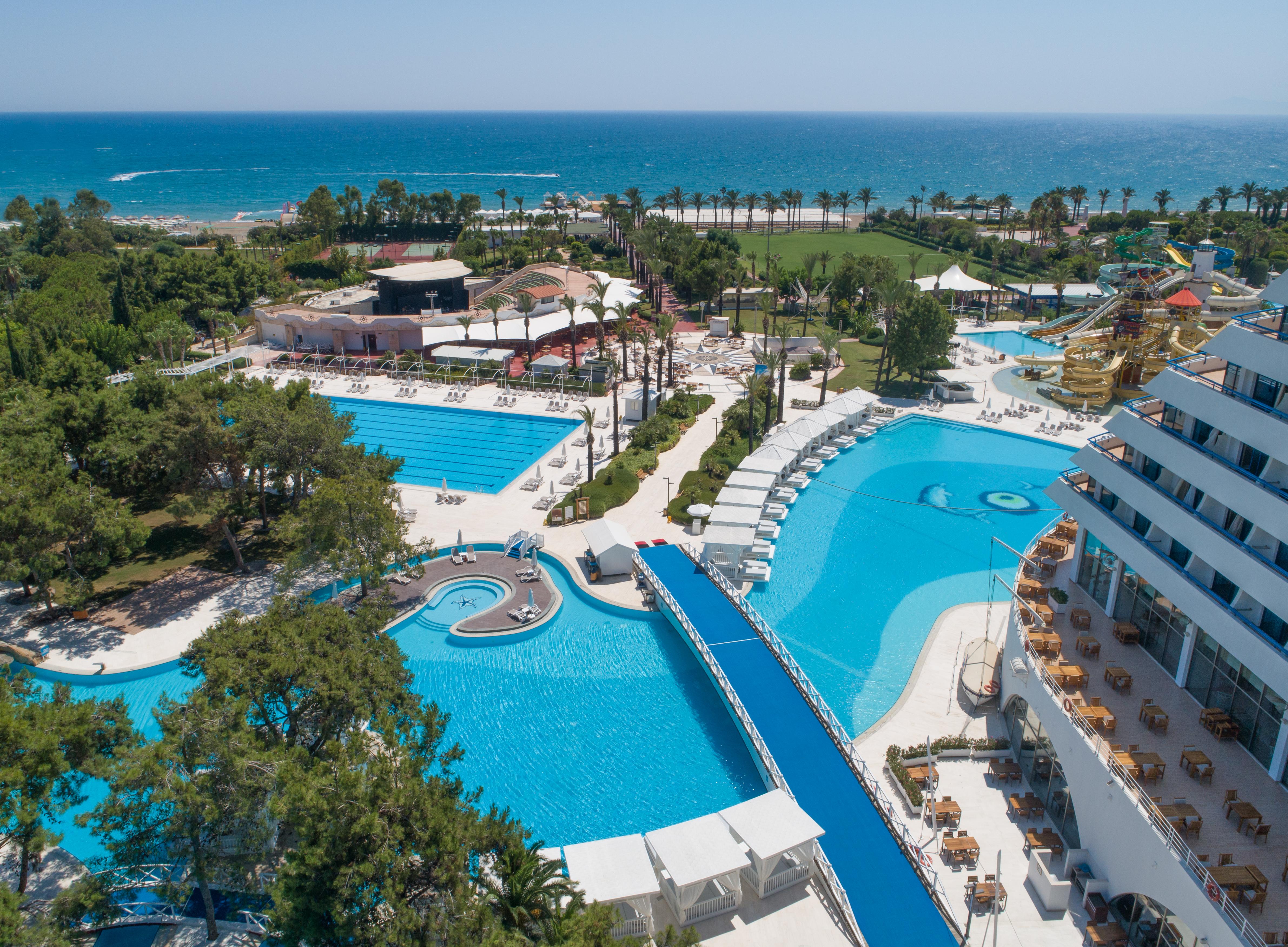 Titanic Lara Resort 5*