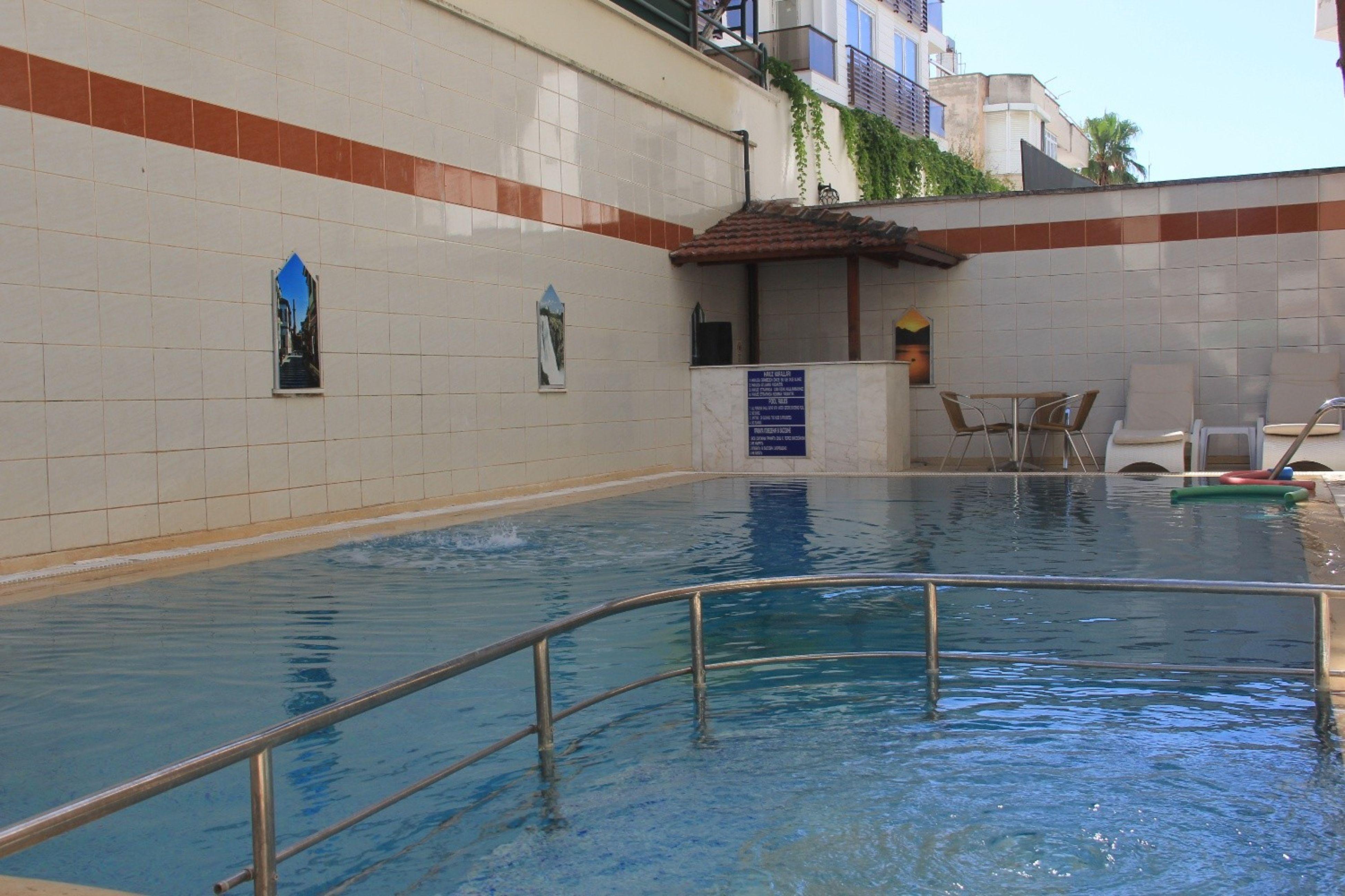 Otel Nasa Flora 2*