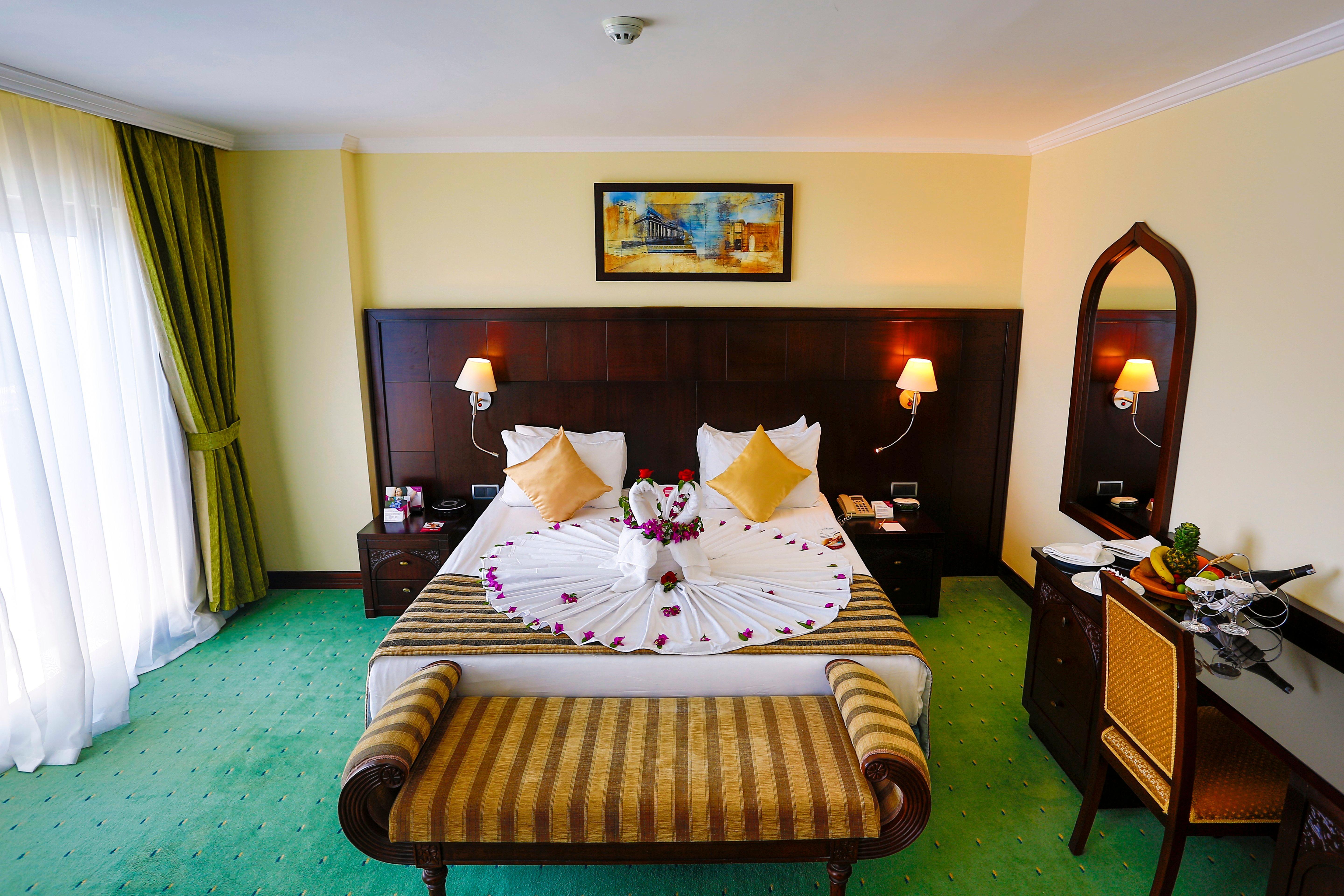 Crowne Plaza By Ihg