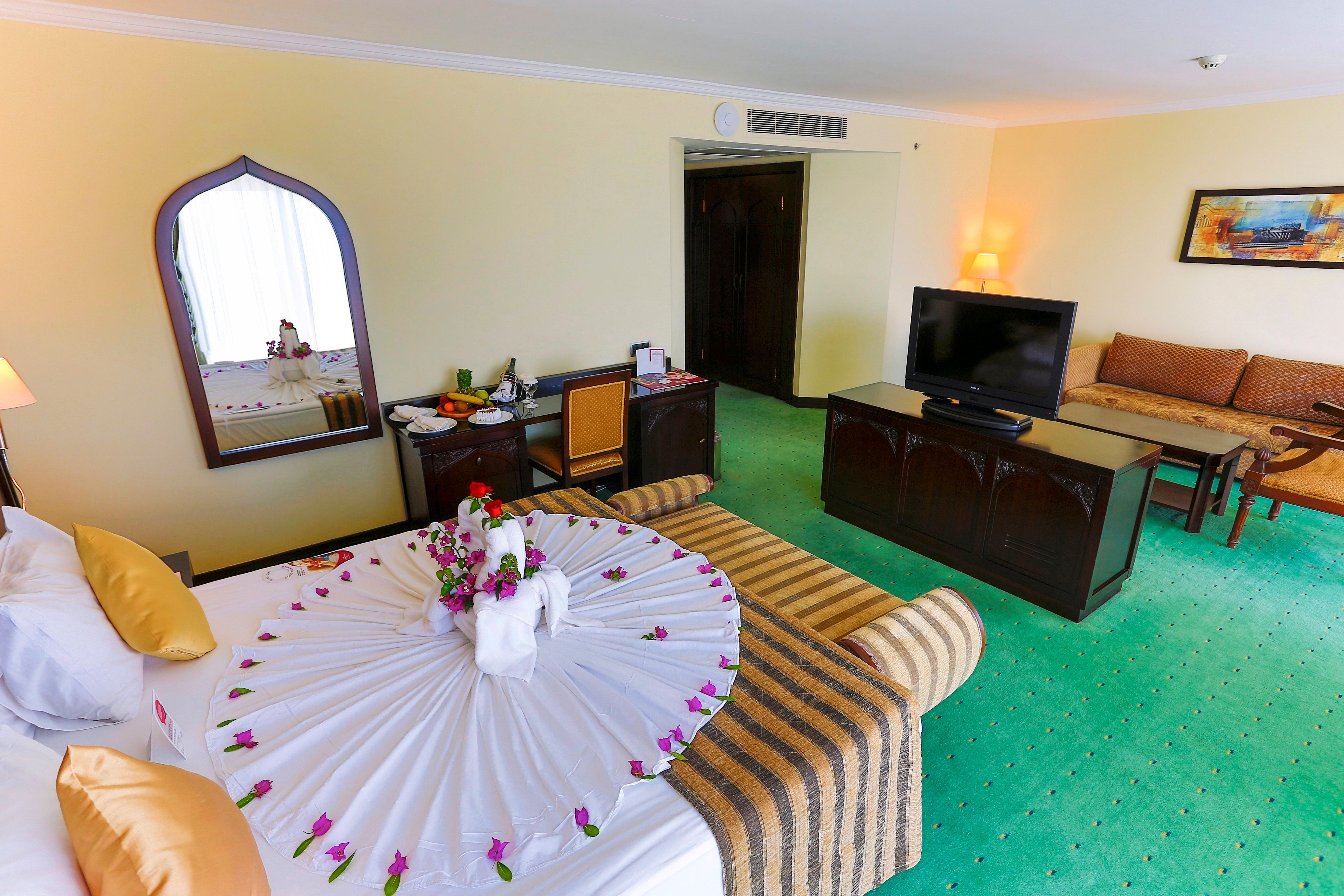 Crowne Plaza By Ihg Hotel