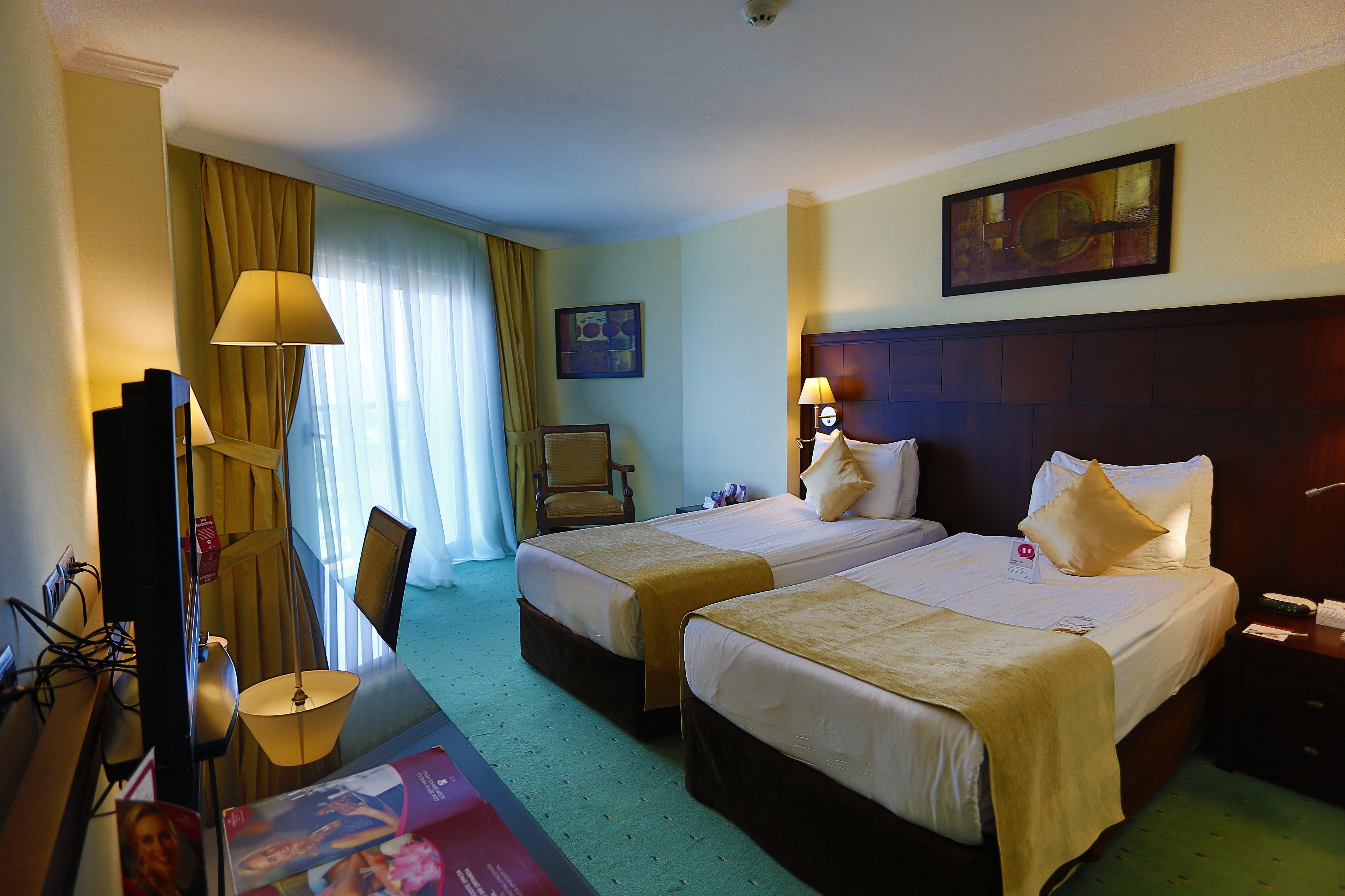 Crowne Plaza By Ihg 5* Antalya