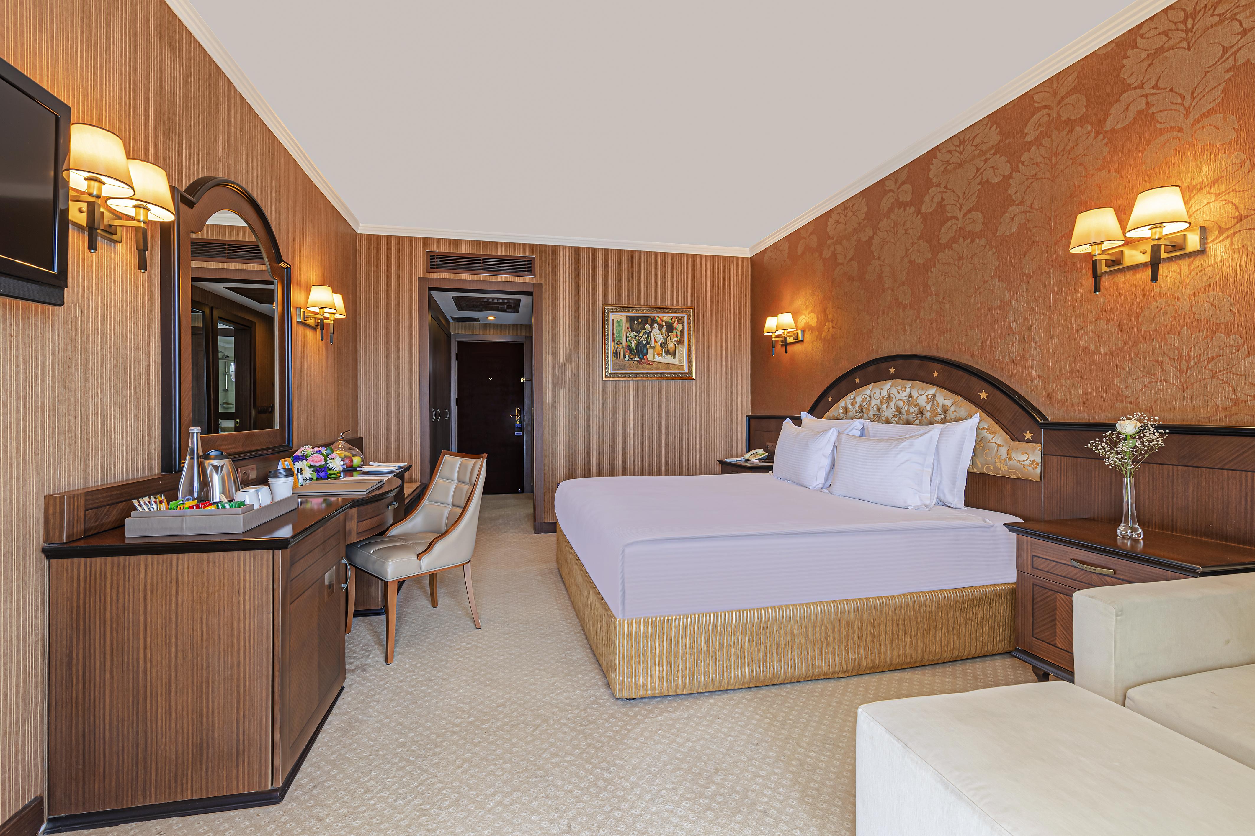 Megasaray Westbeach 5*