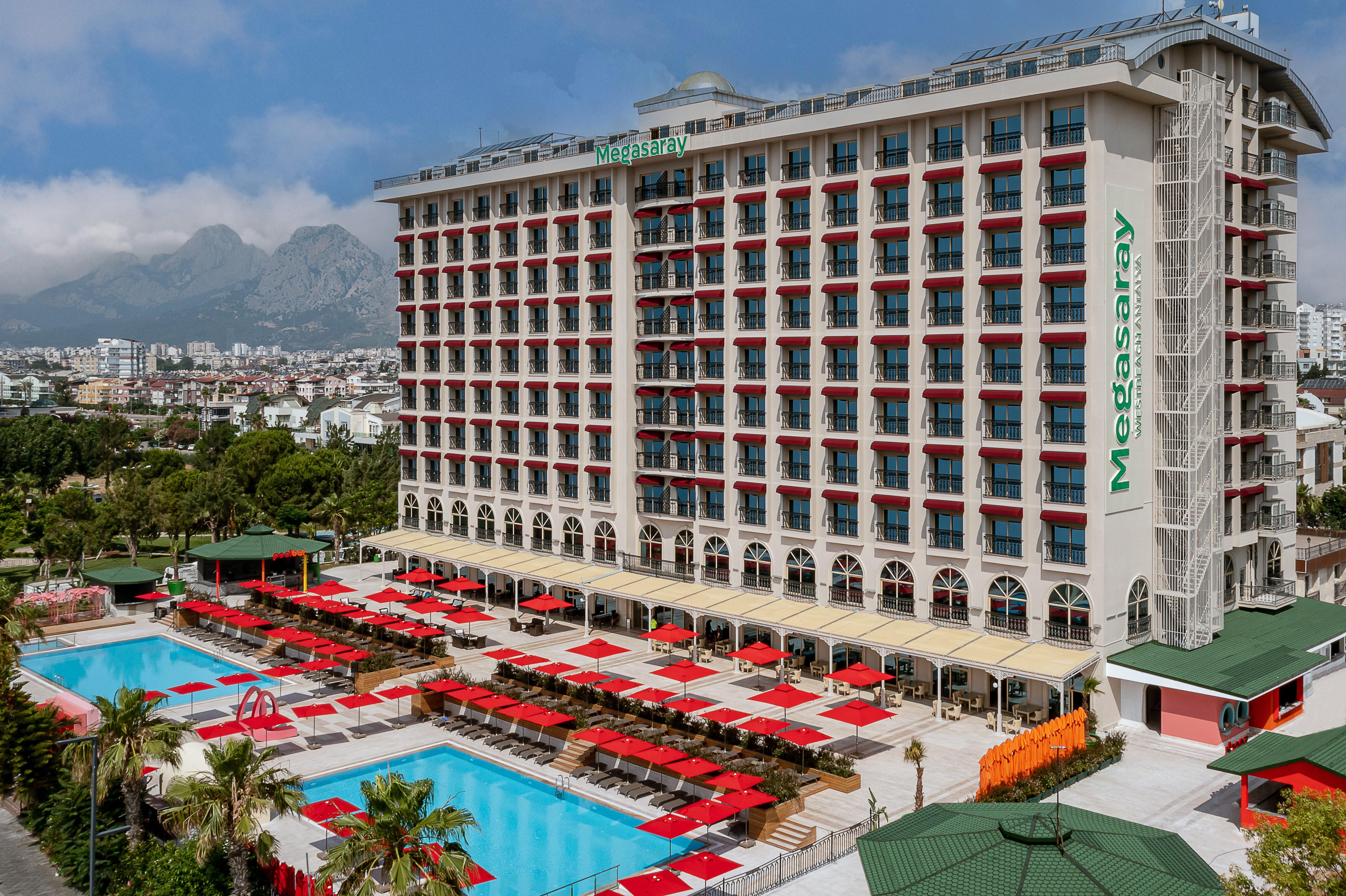 Megasaray Westbeach 5*