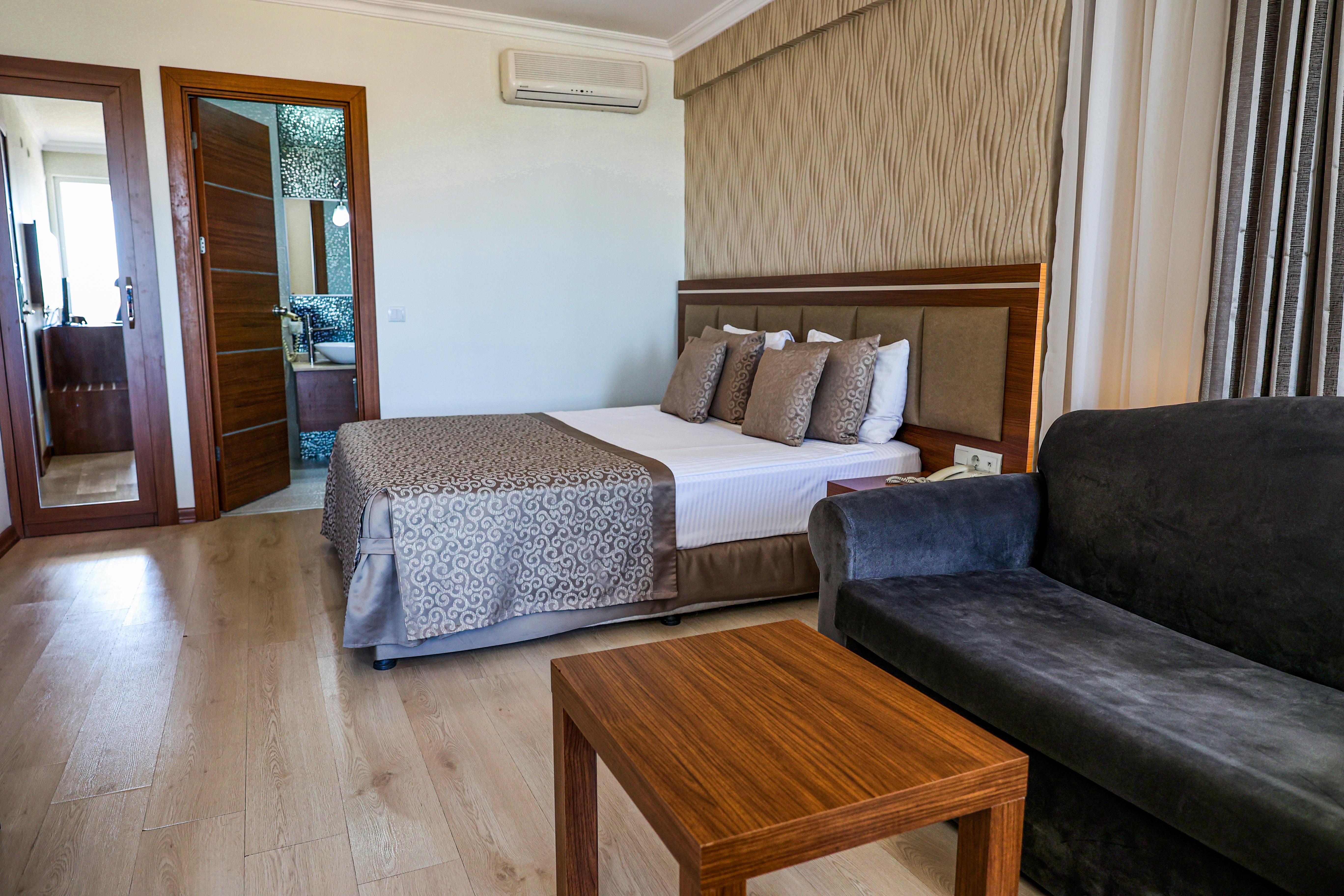 The Corner Park Otel 3*