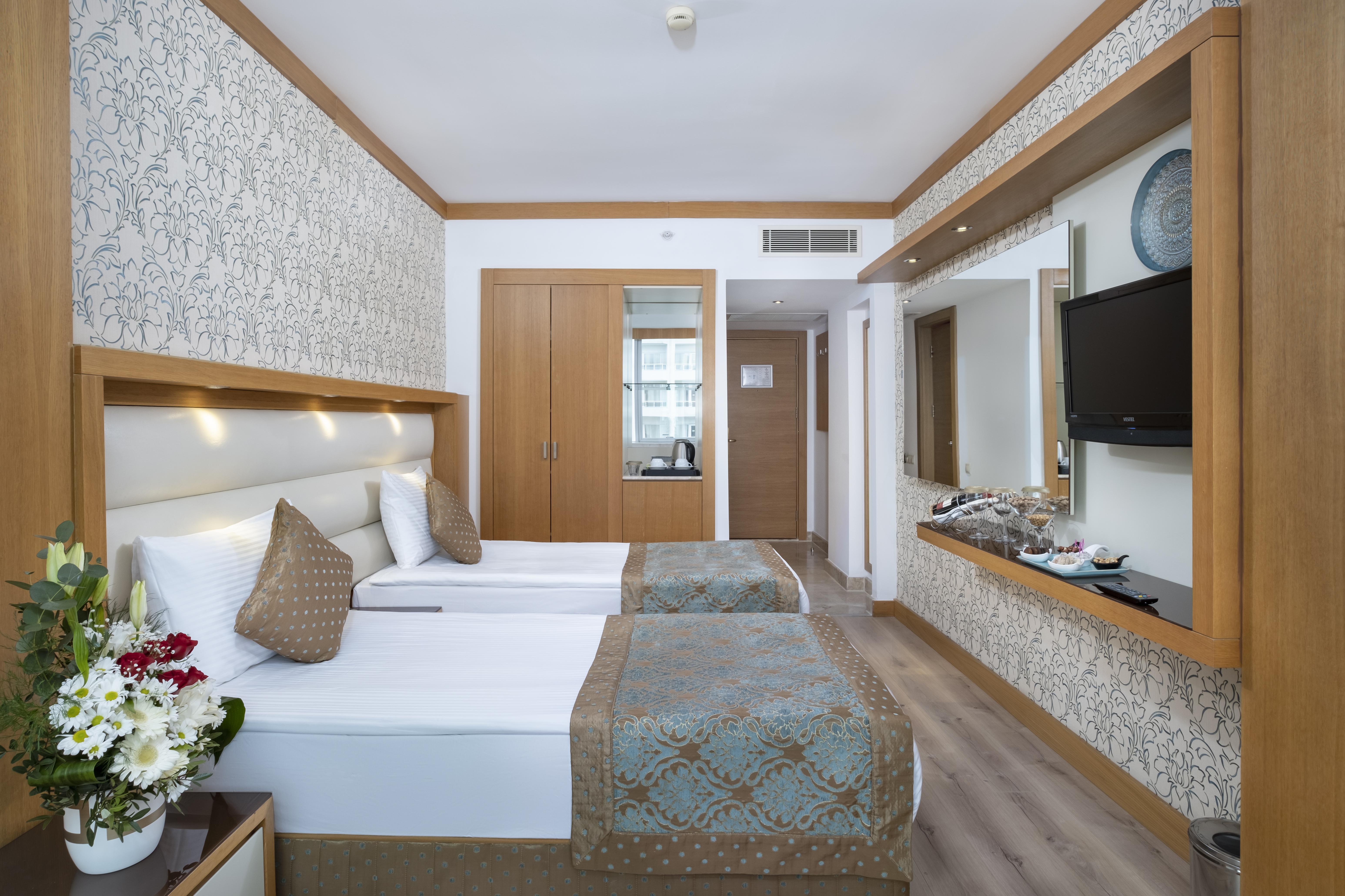 Oz & Adult Only 16 Otel Antalya