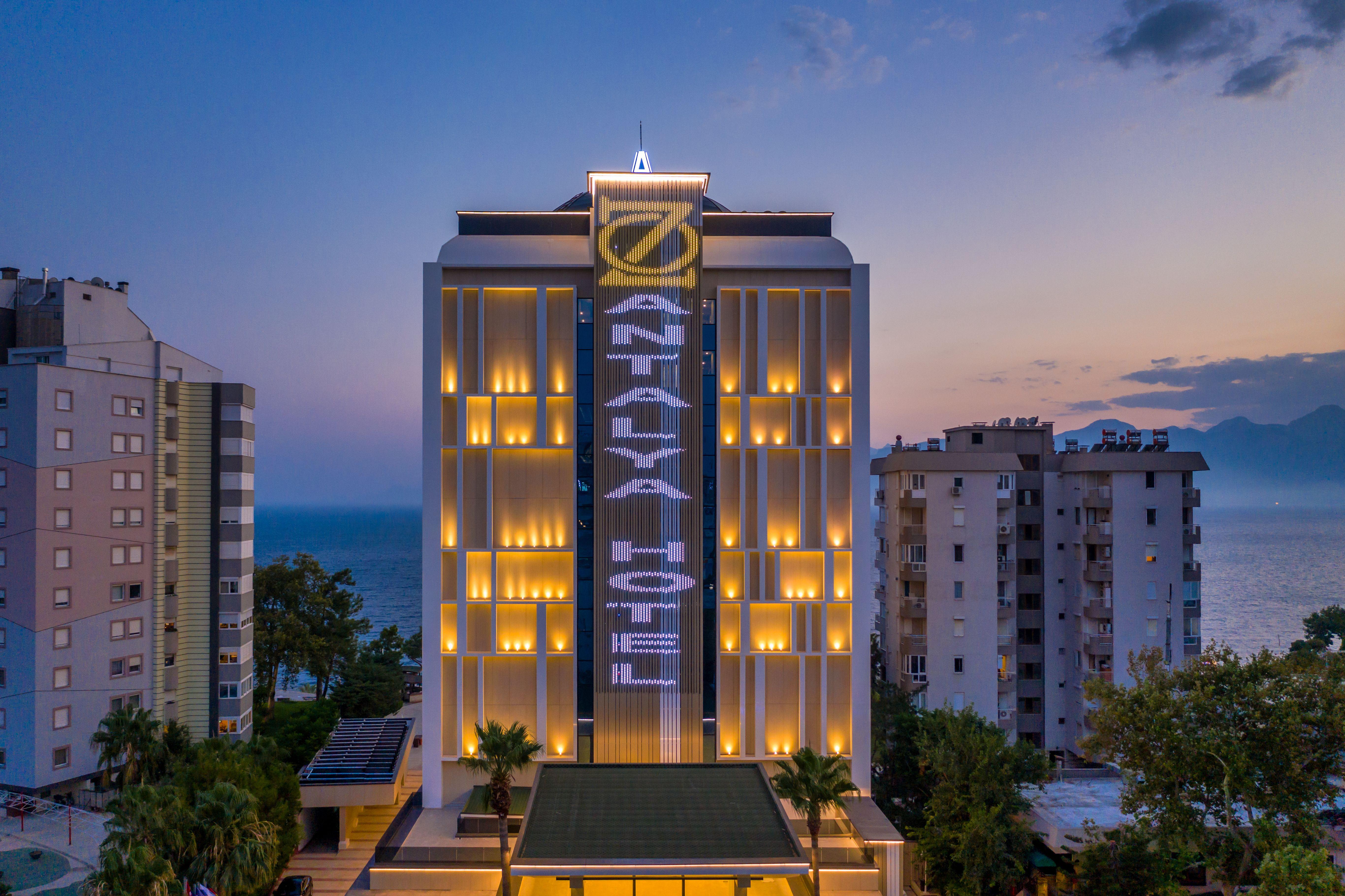 Oz & Adult Only 16 Otel 5*