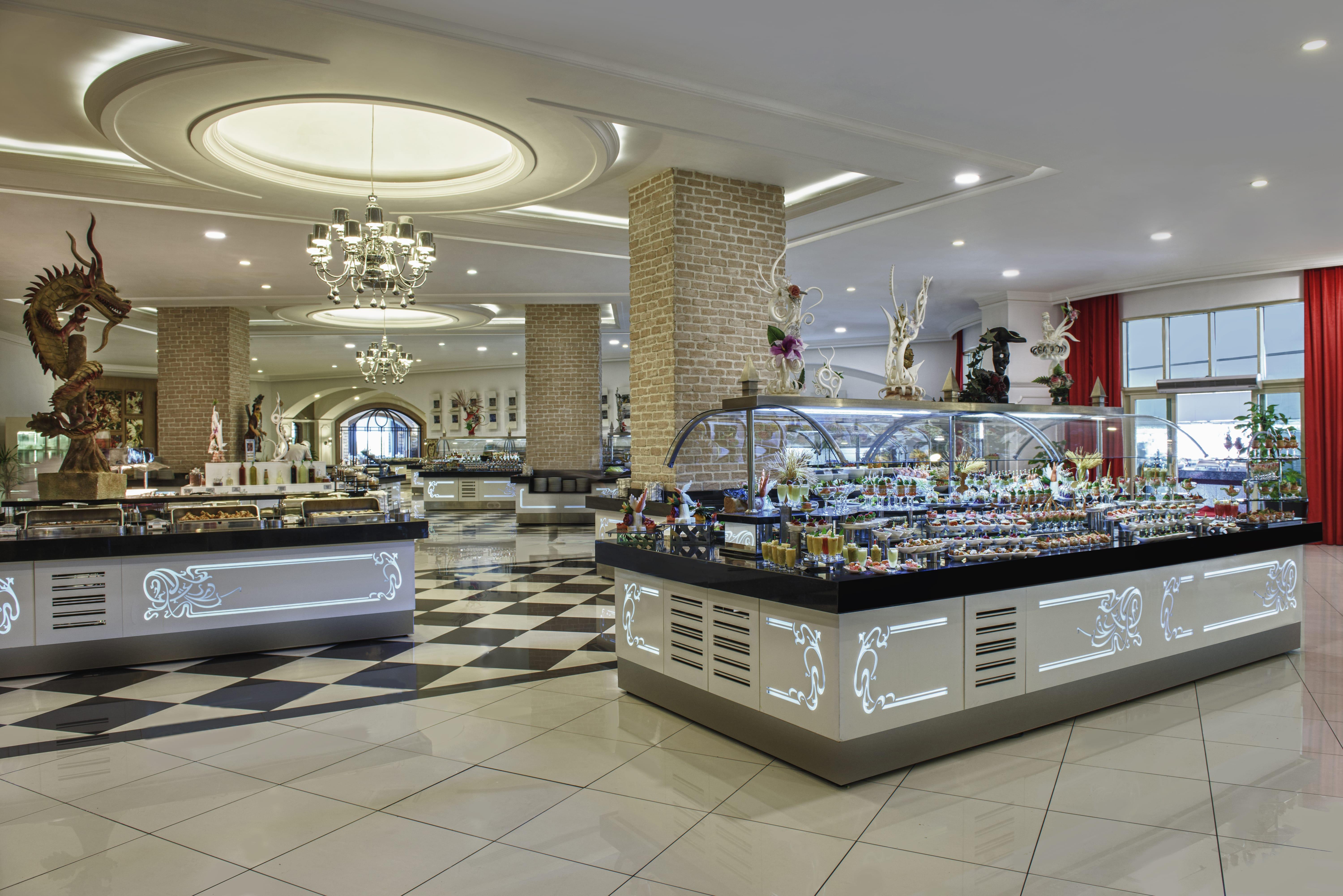 Resort Delphin Imperial Lara 5*