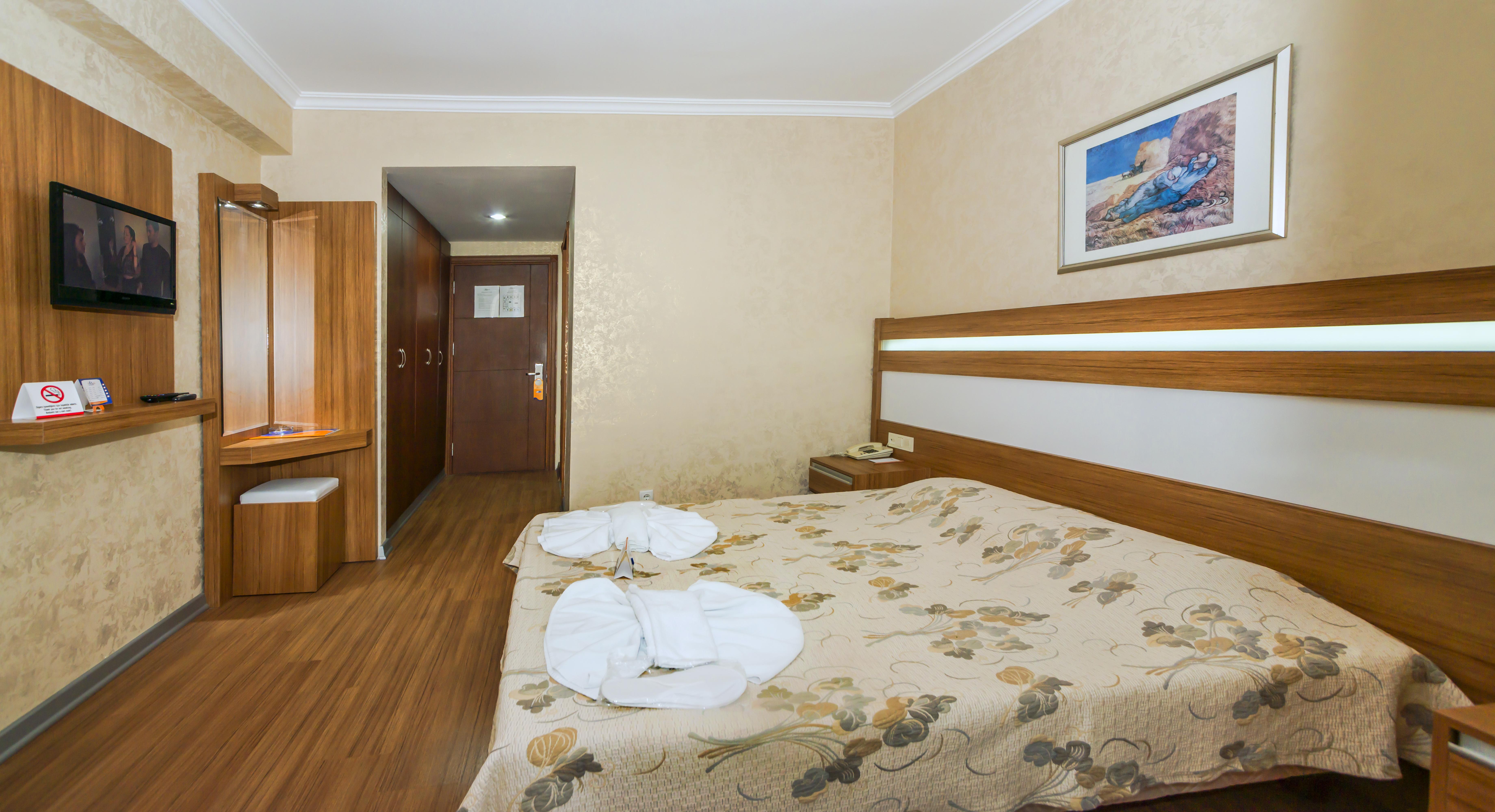 Hotel Santa Marina 3*