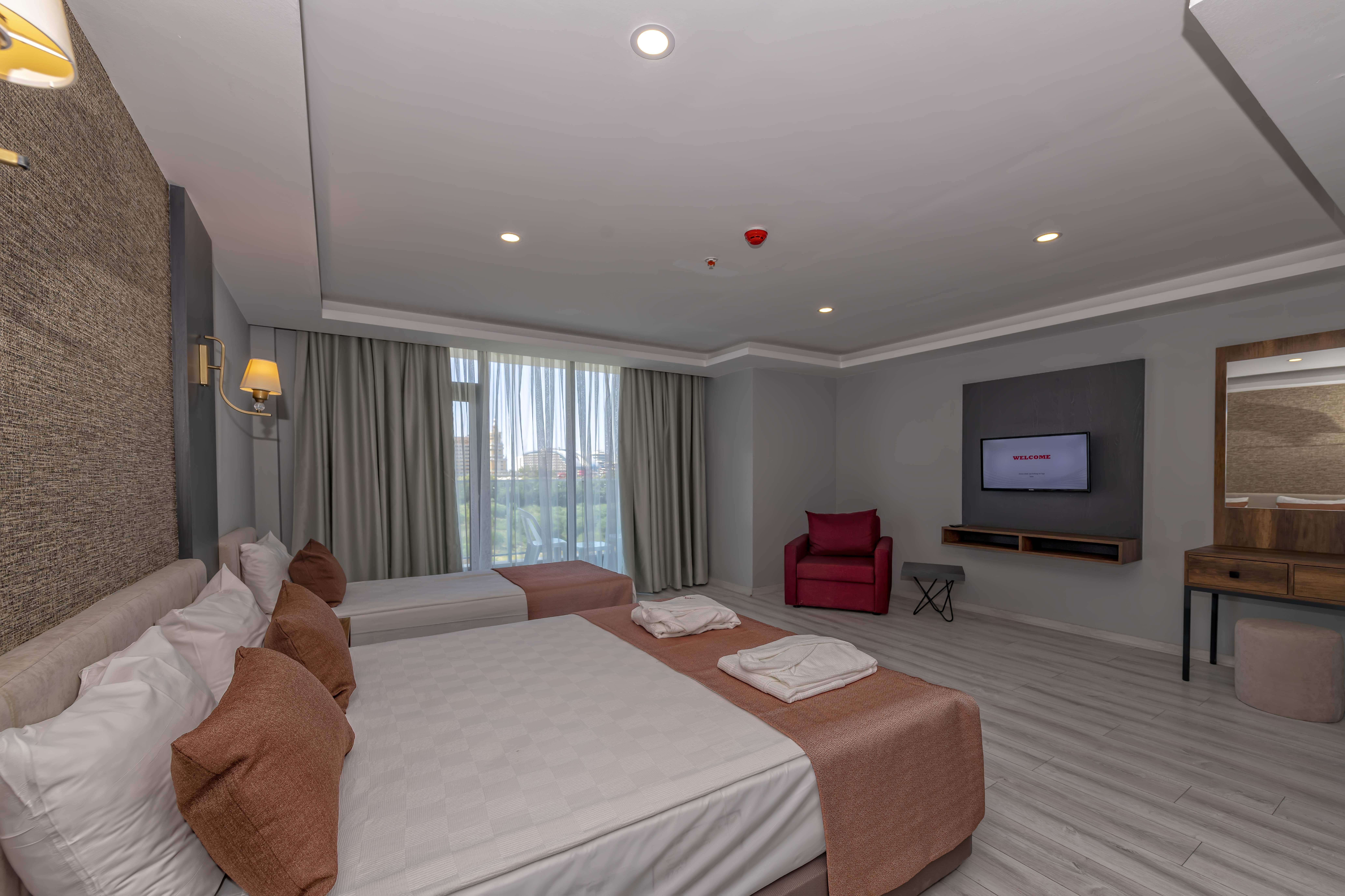 Royal Towers Lara Hotel 4*