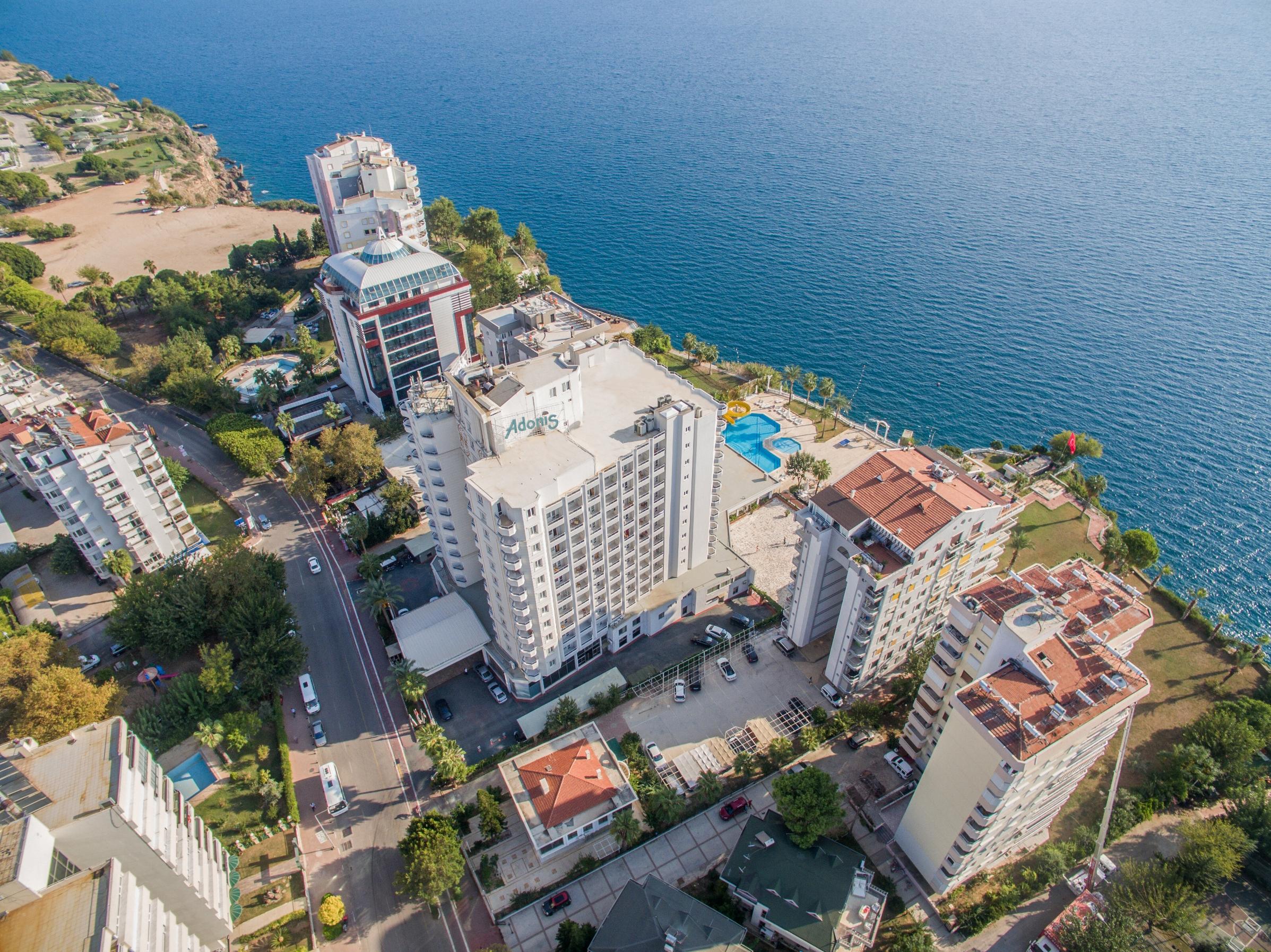 Adonis Otel