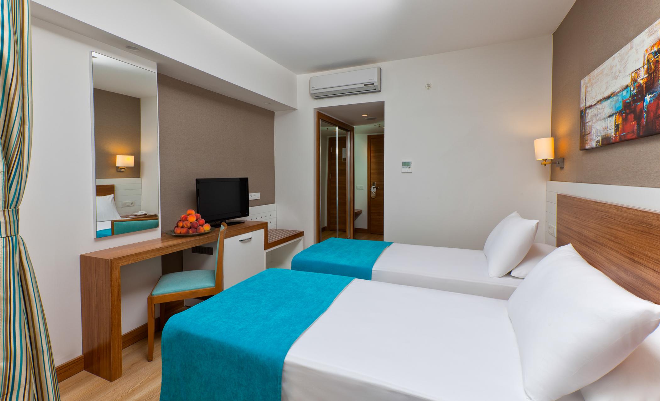 Hotel Grand Park Lara 4*