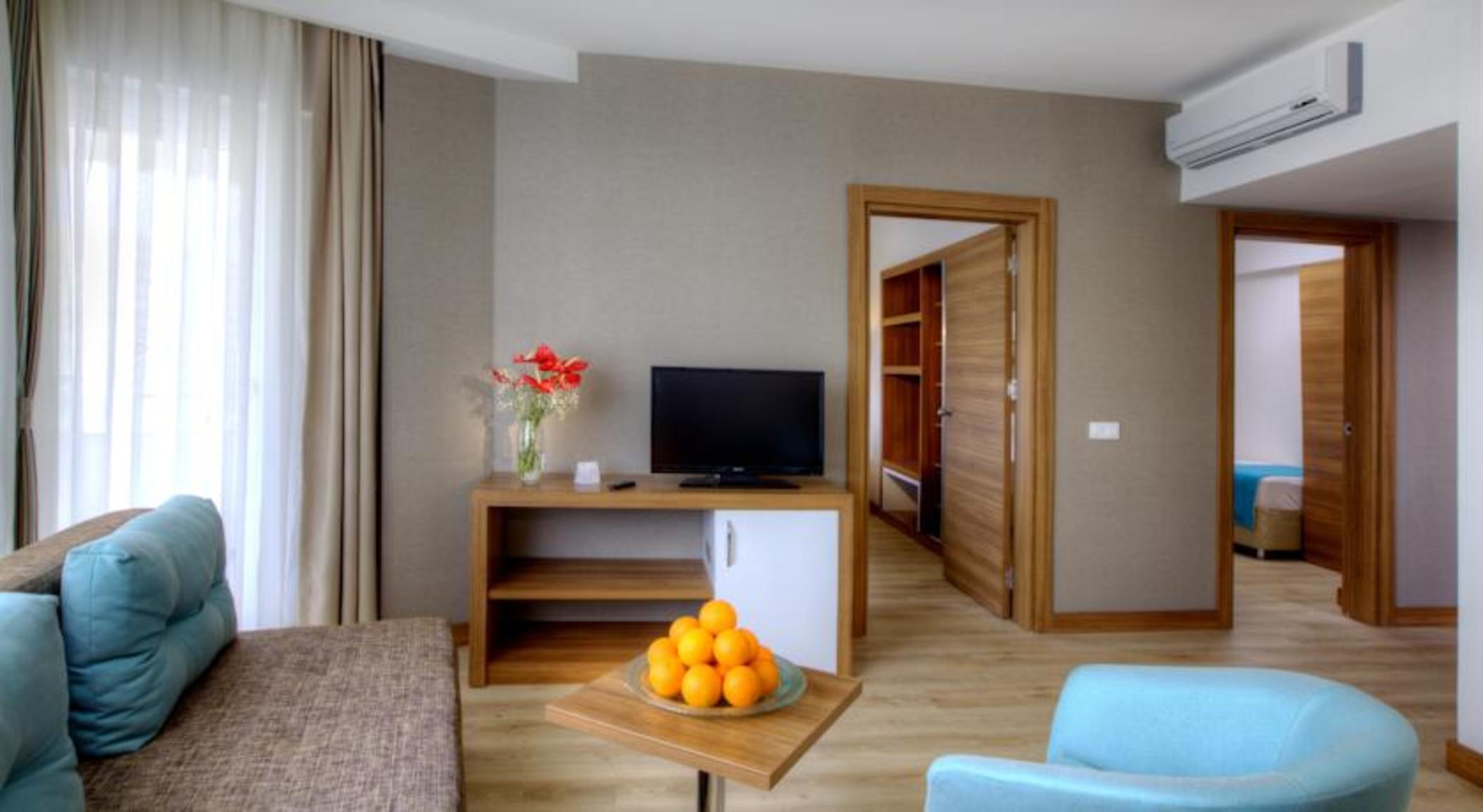 Hotel Grand Park Lara