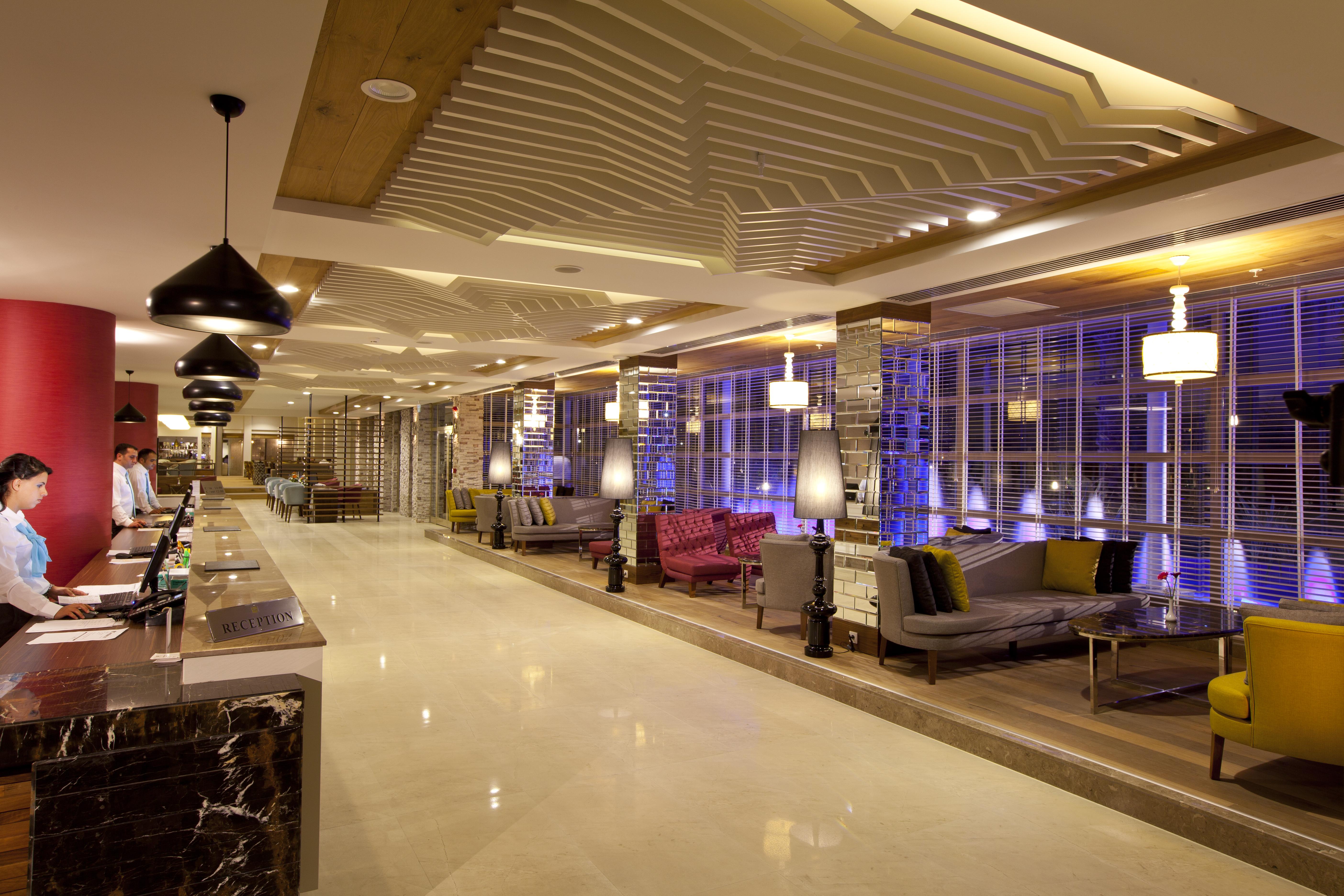 Grand Park Lara Hotel