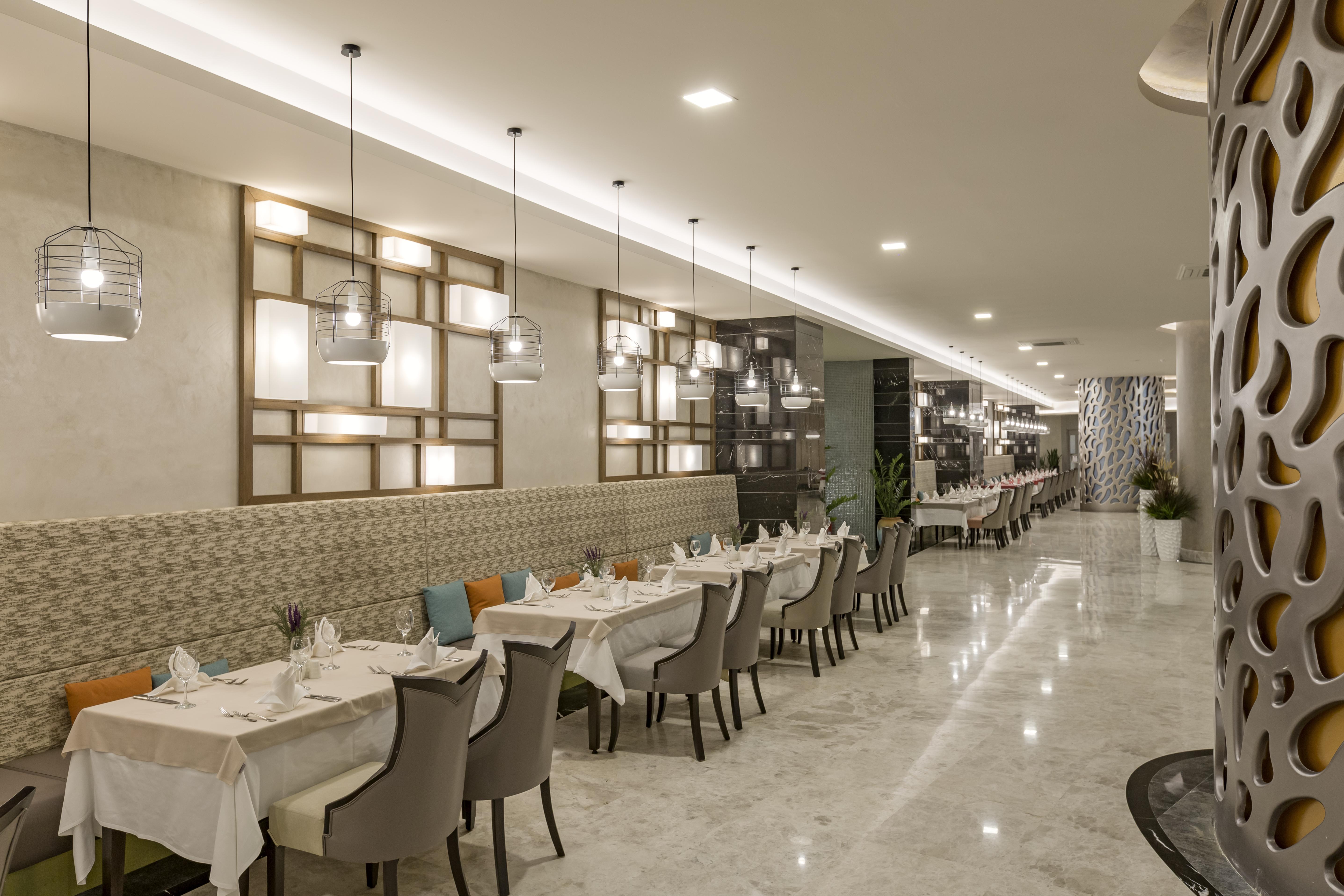 Royal Seginus Hotel