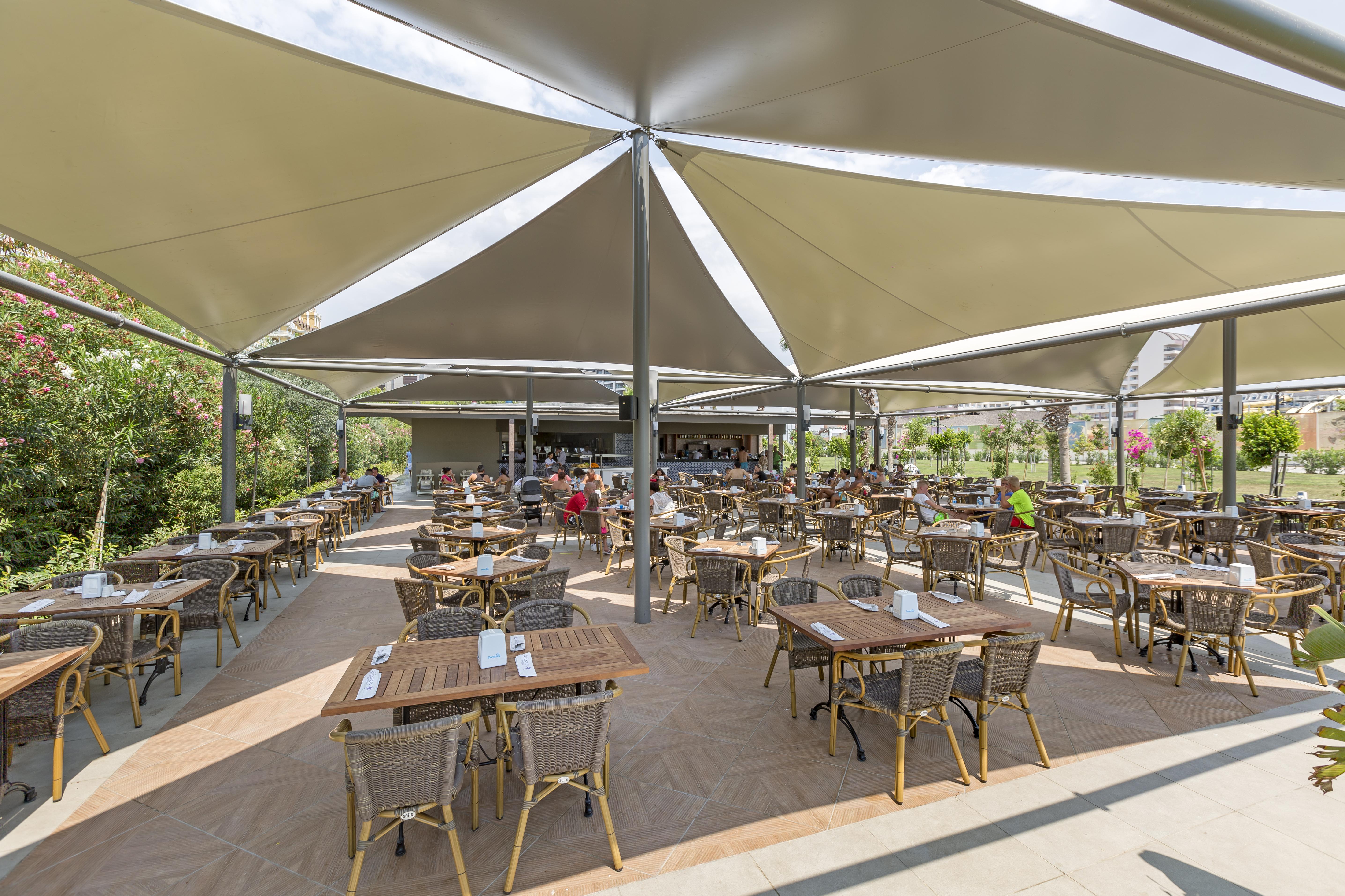 Royal Seginus Hotel