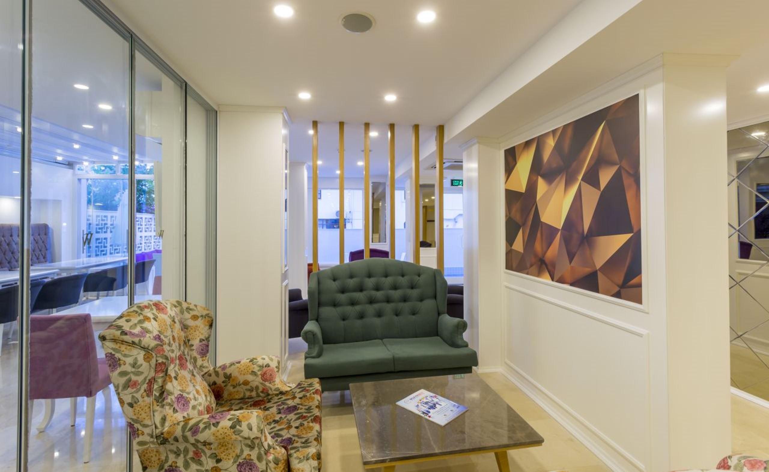 Otel Wise & - Adults Only 3*
