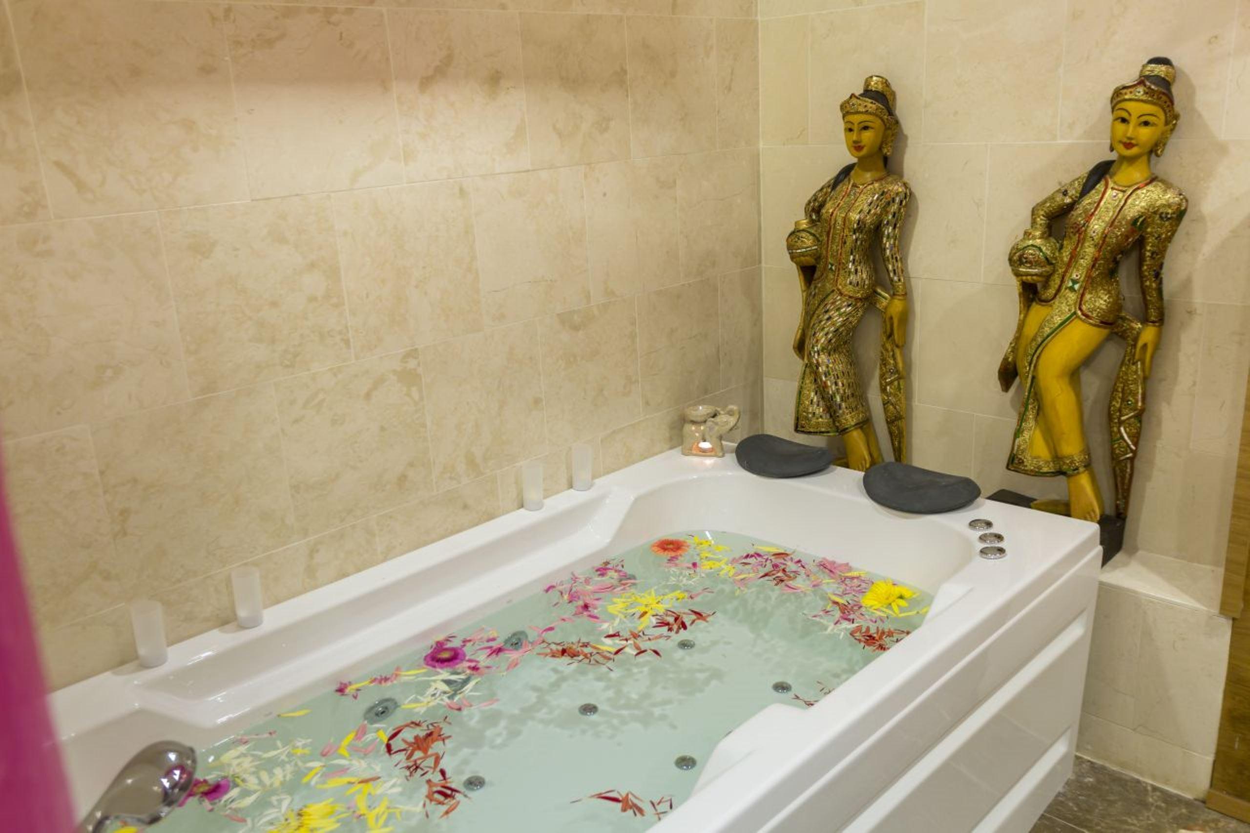 Otel Wise & - Adults Only 3*
