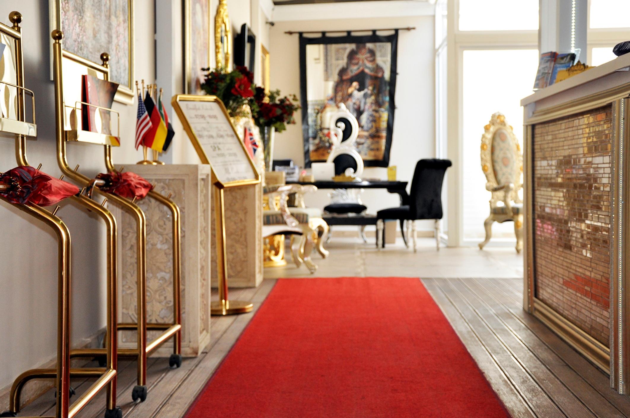 Hotel Elegance East