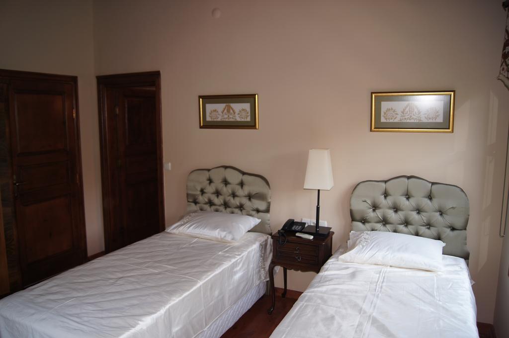 Candle Suites Hotel 4*
