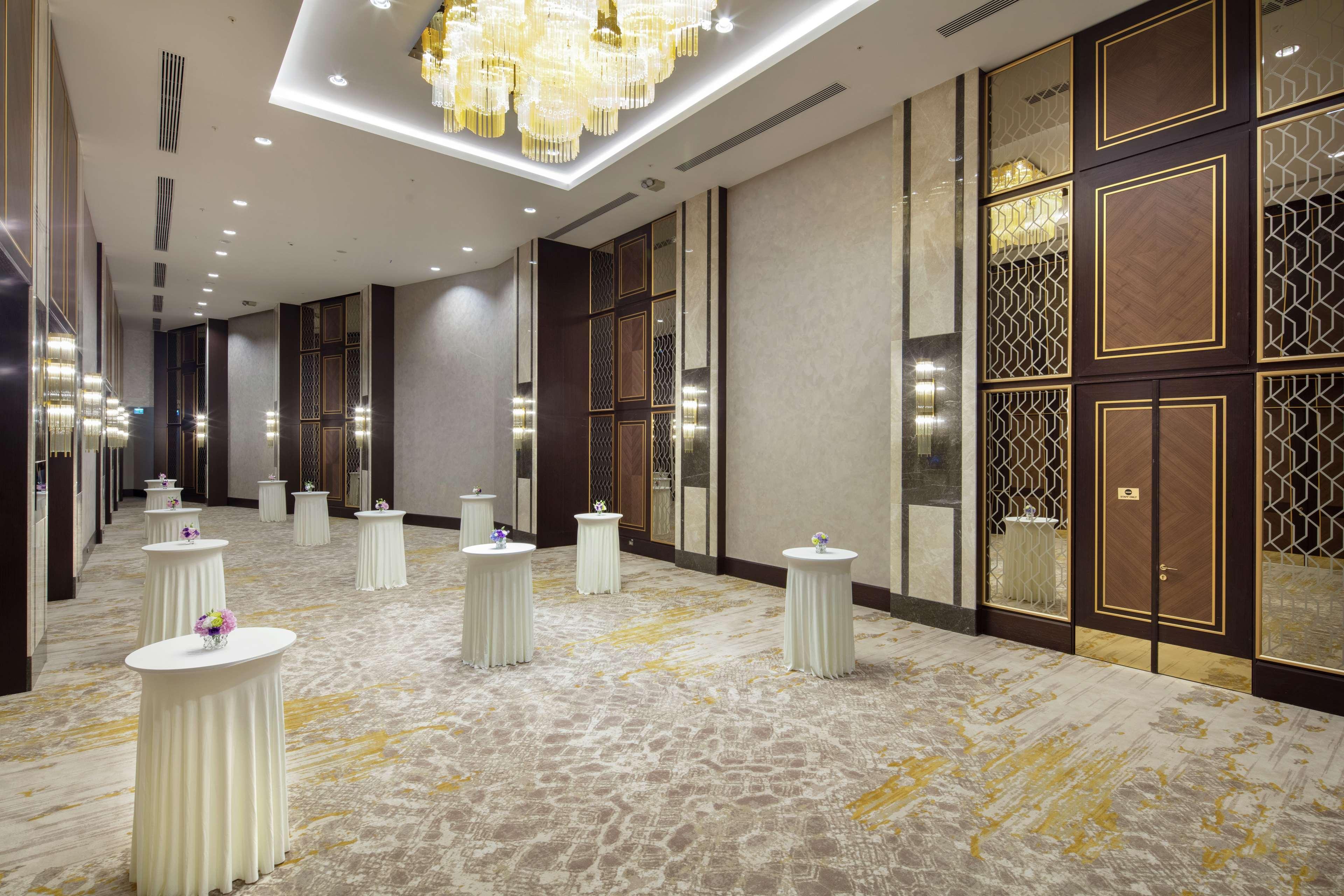 Doubletree By Hilton Centre Antalya