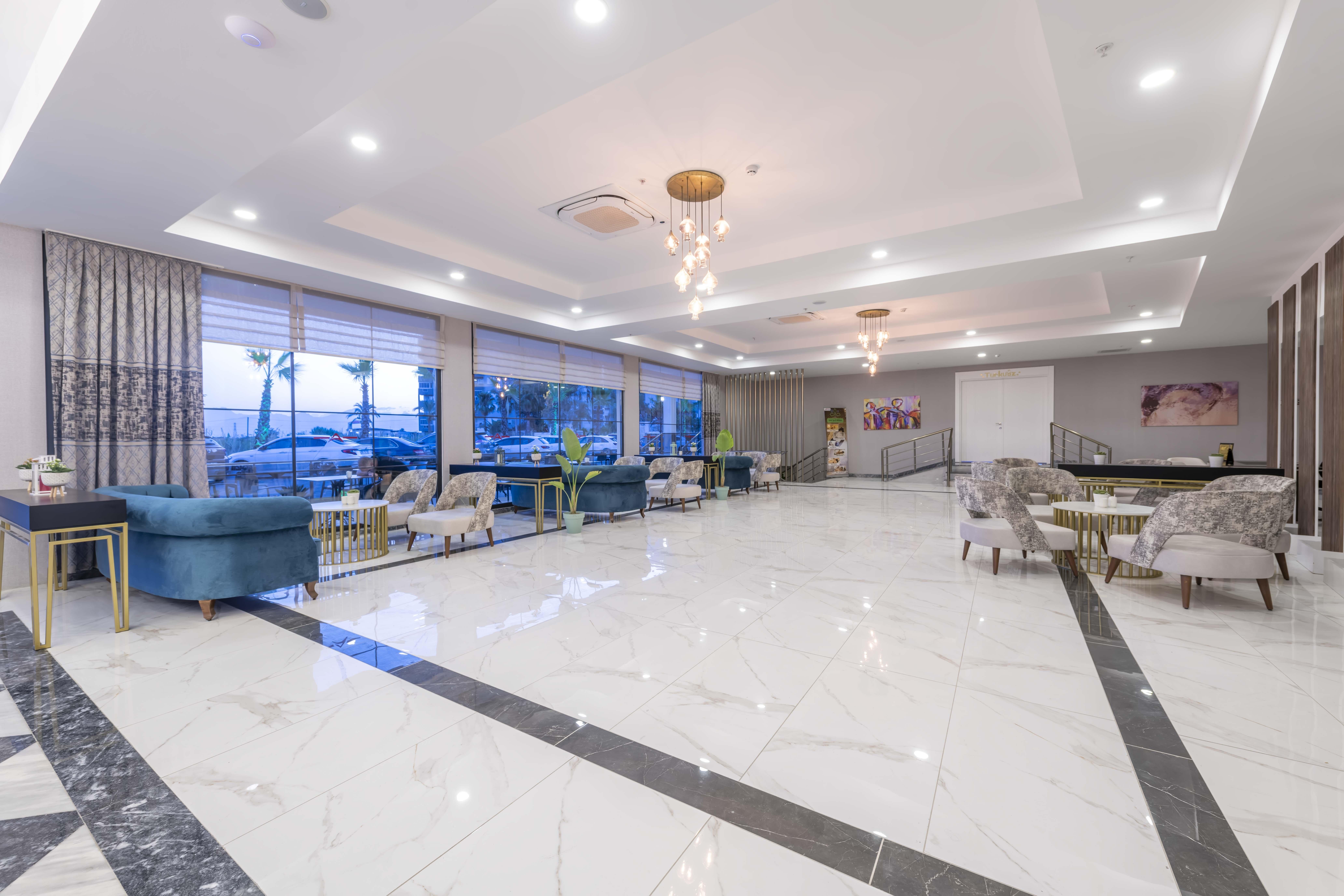 Hotel Royal Towers Lara Antalya